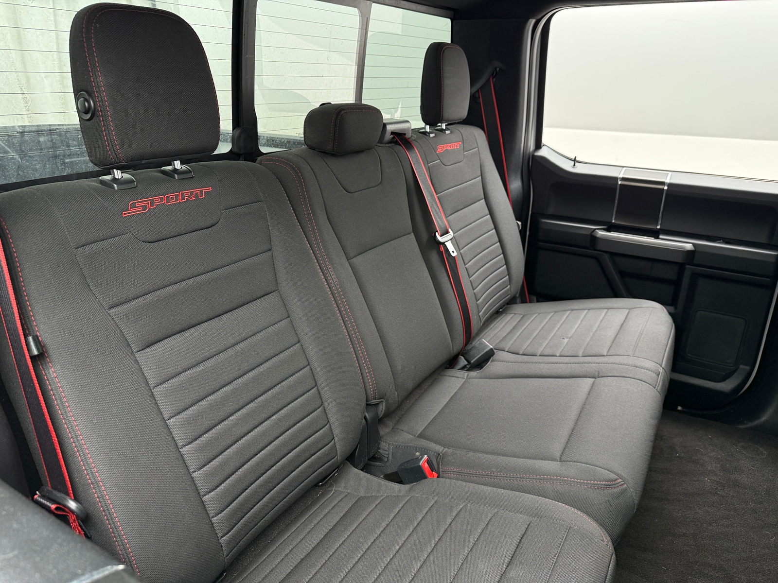 Thumbnail: 2018 Ford Econoline - 6