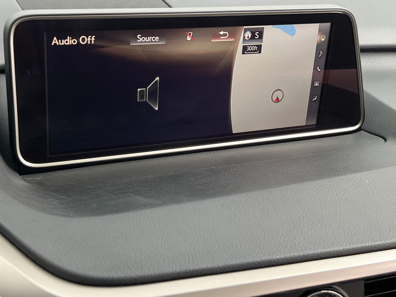 Thumbnail: 2017 Lexus RX - 4