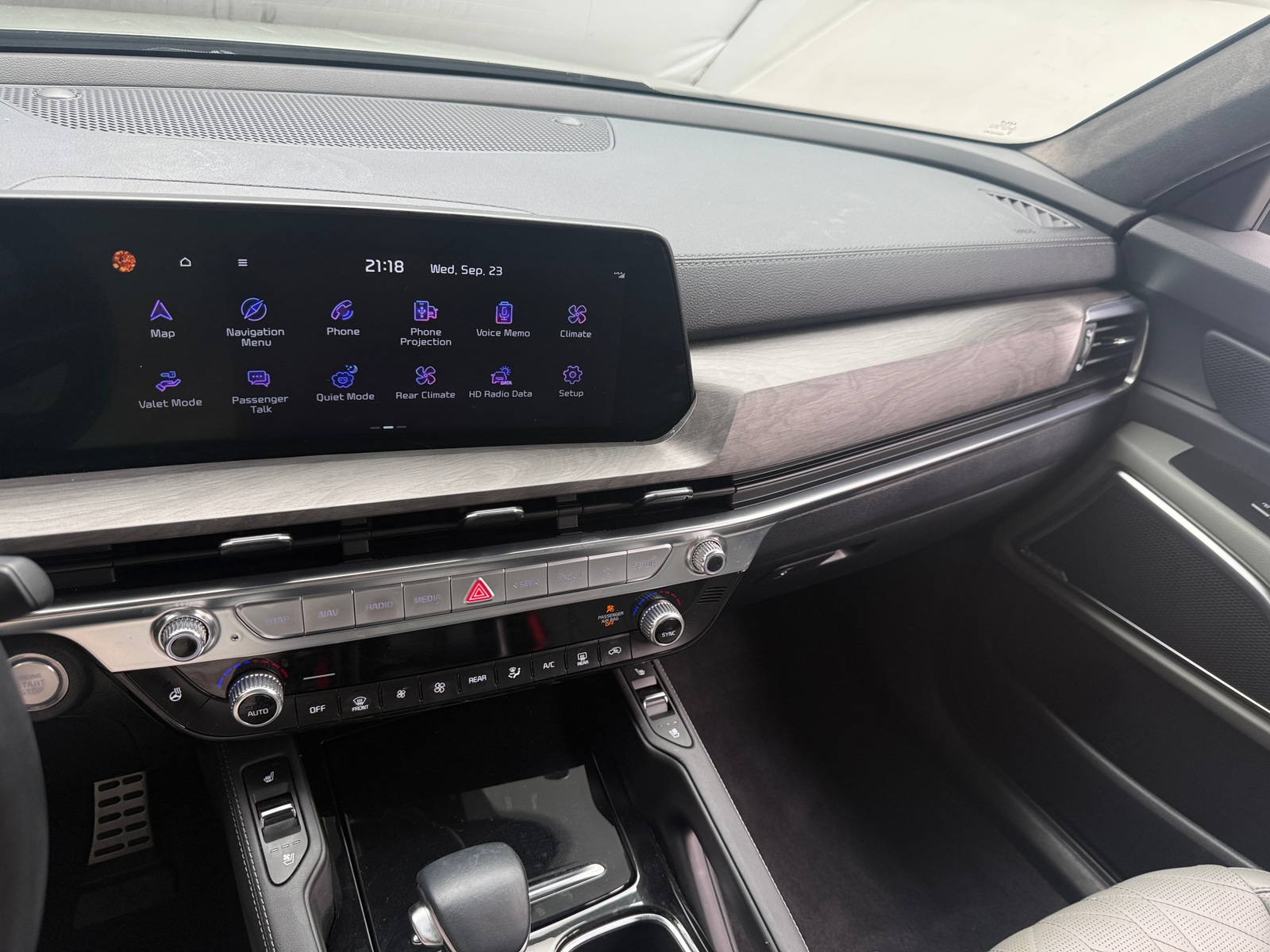 Thumbnail: 2024 Kia Telluride - 3