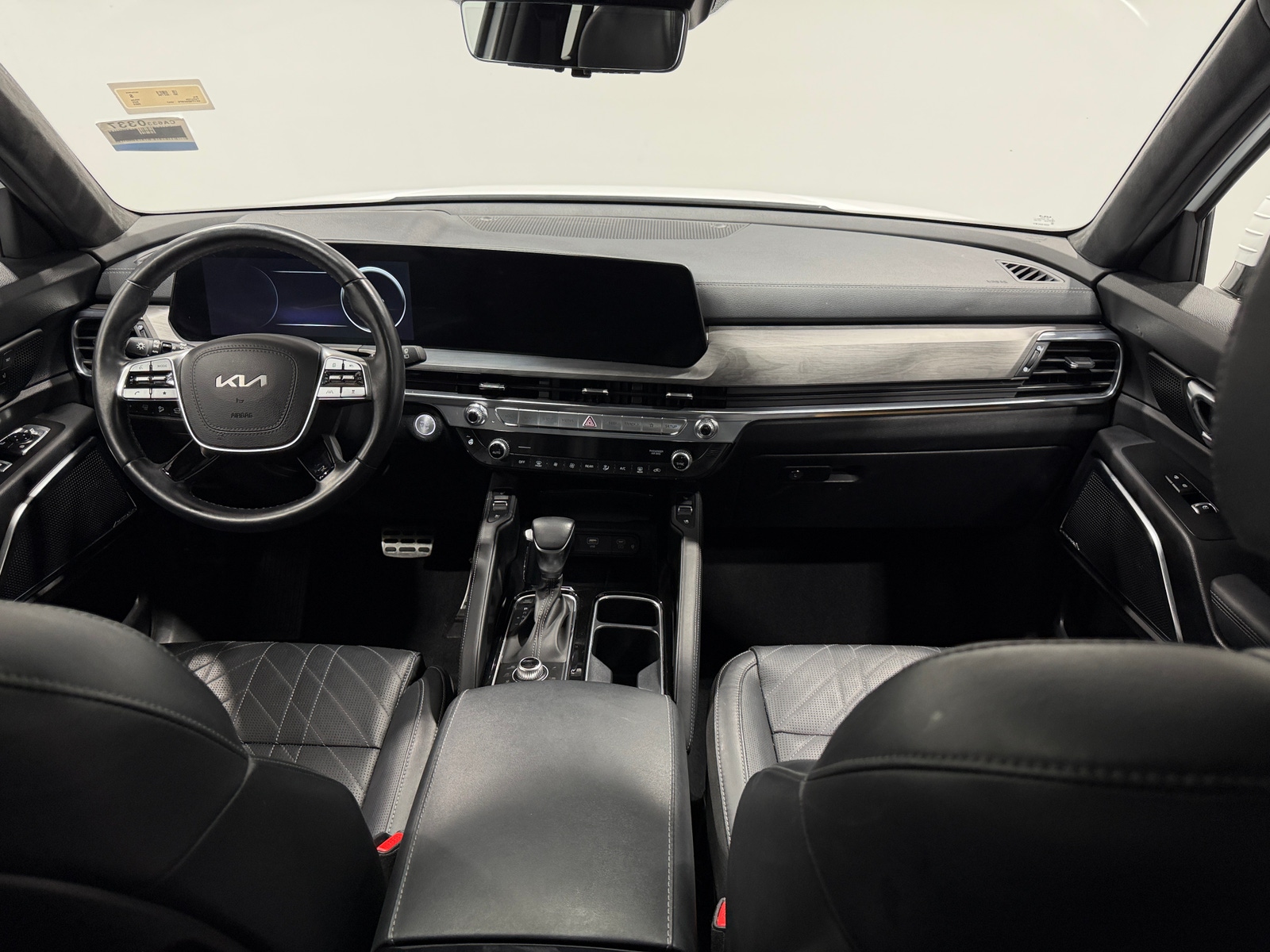 Thumbnail: 2023 Kia Telluride - 2
