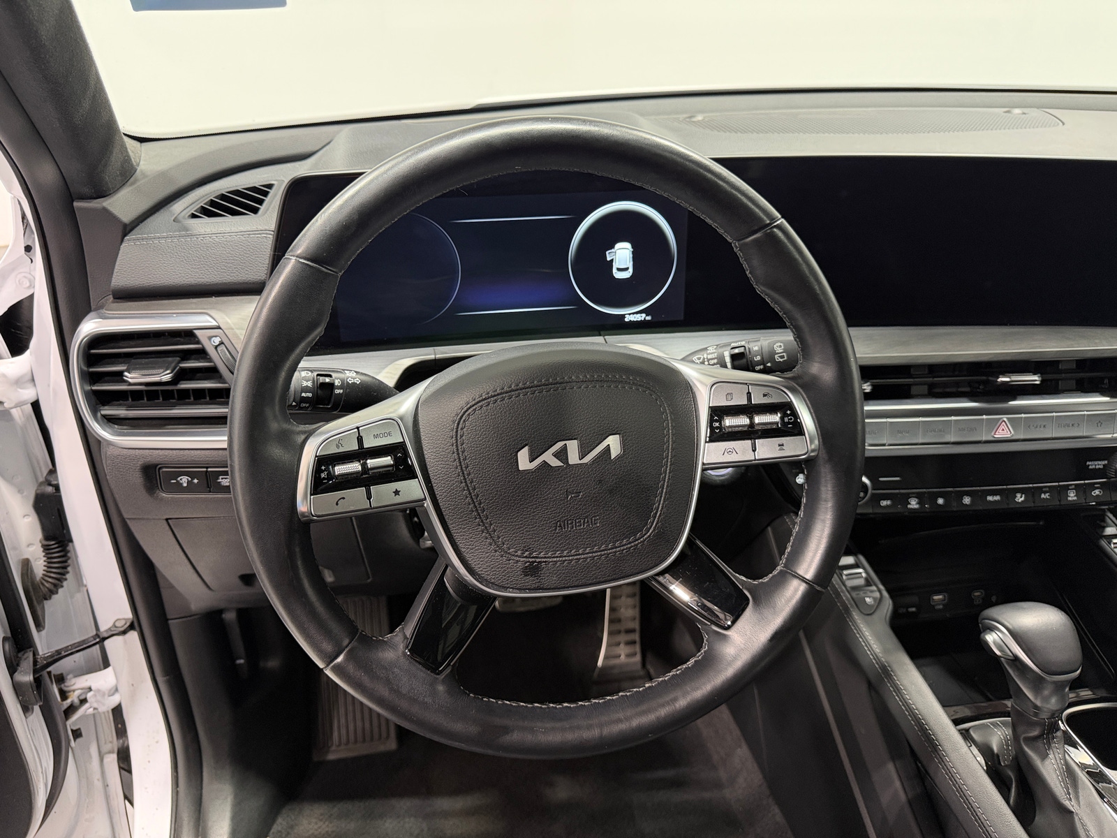 Thumbnail: 2023 Kia Telluride - 4