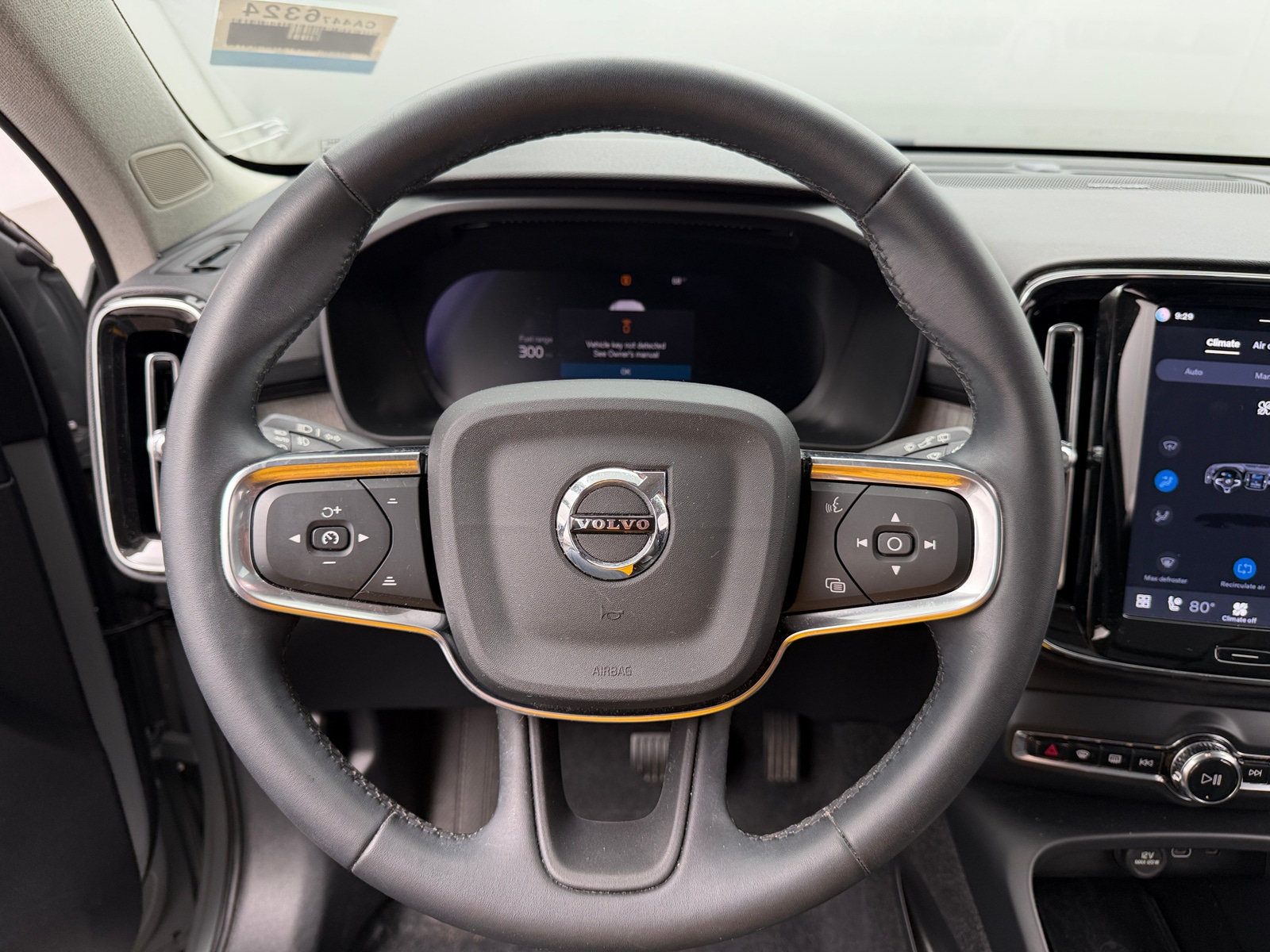 Thumbnail: 2024 Volvo XC40 - 4