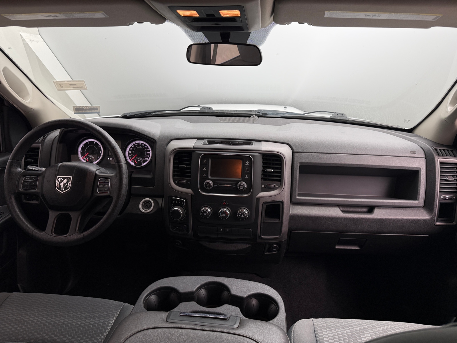 Thumbnail: 2019 RAM 1500 Classic - 3