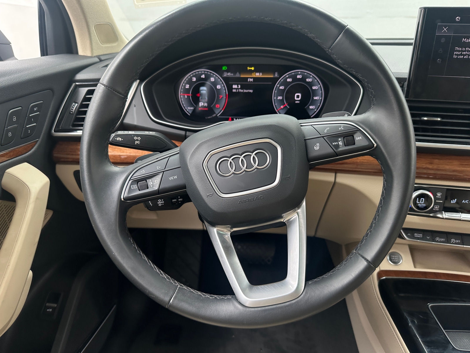 Thumbnail: 2023 Audi Q5 - 4
