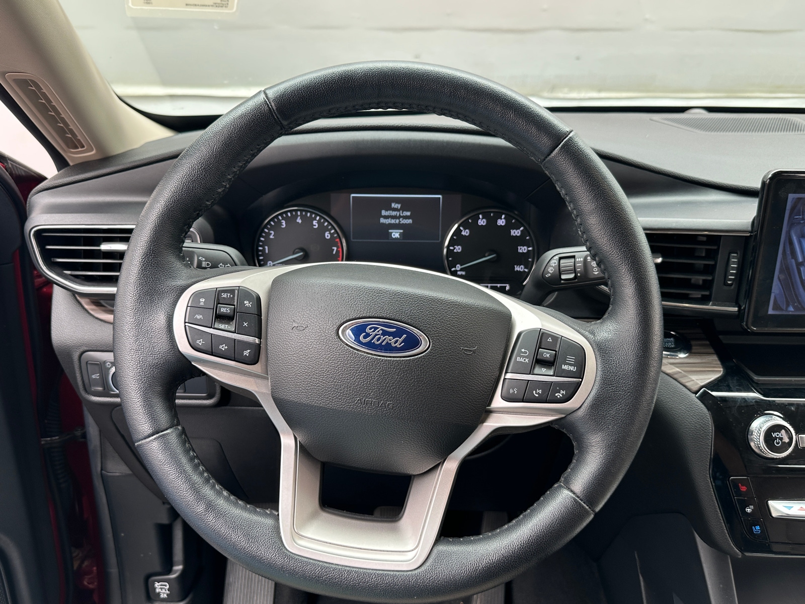Thumbnail: 2022 Ford Explorer - 4