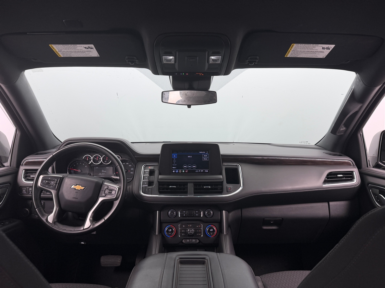 Thumbnail: 2023 Chevrolet Tahoe - 3