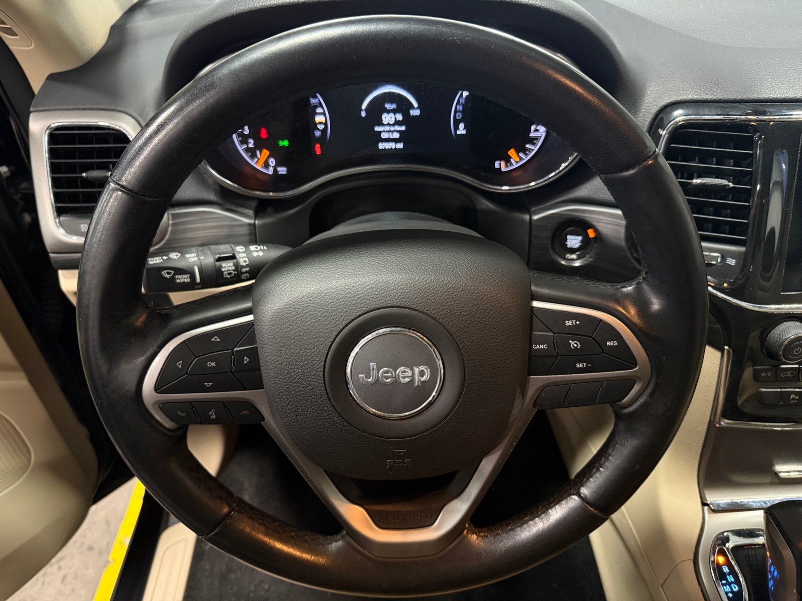 Thumbnail: 2022 Jeep Grand Cherokee - 5