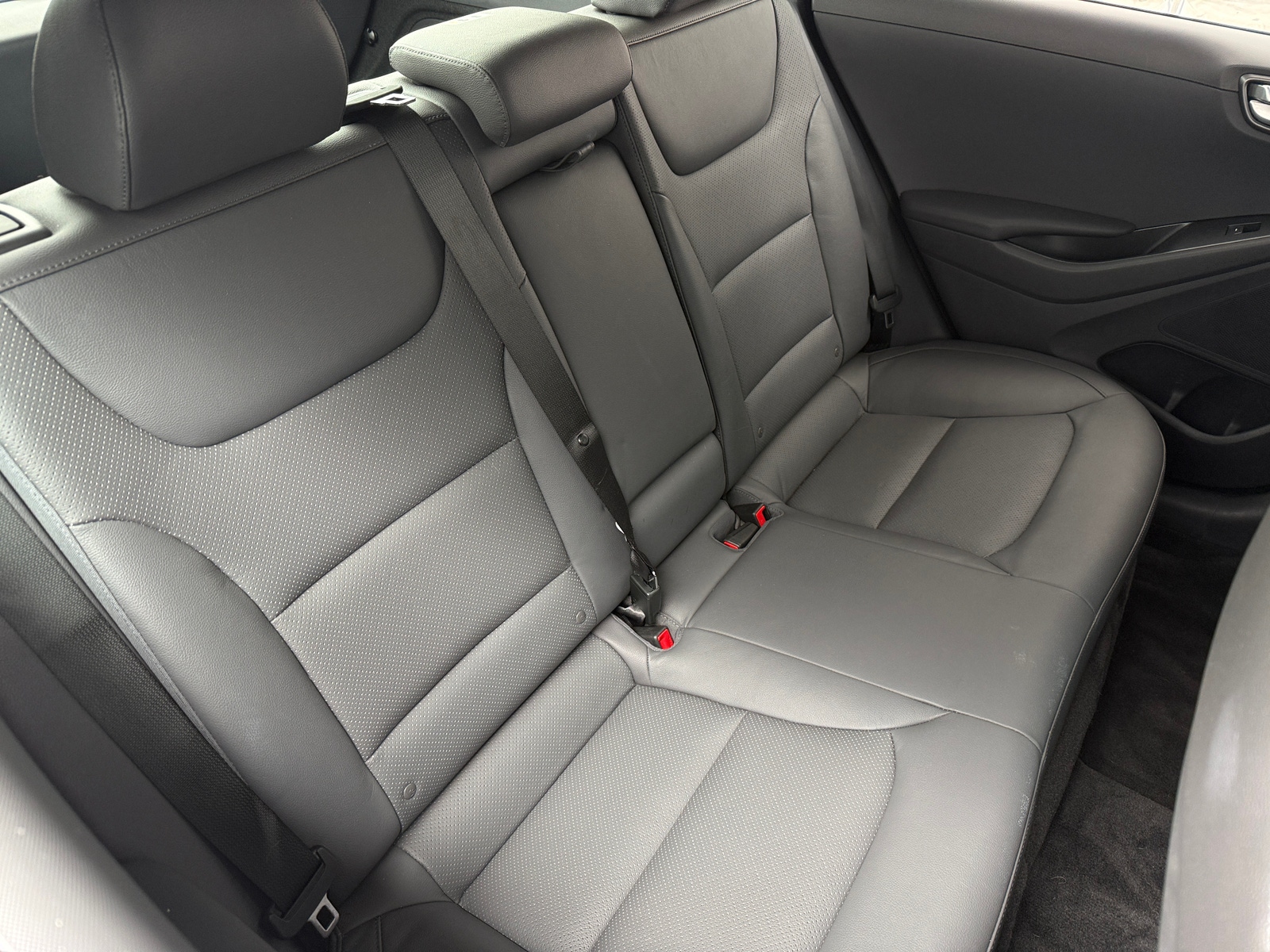 Thumbnail: 2022 Hyundai Ioniq - 5