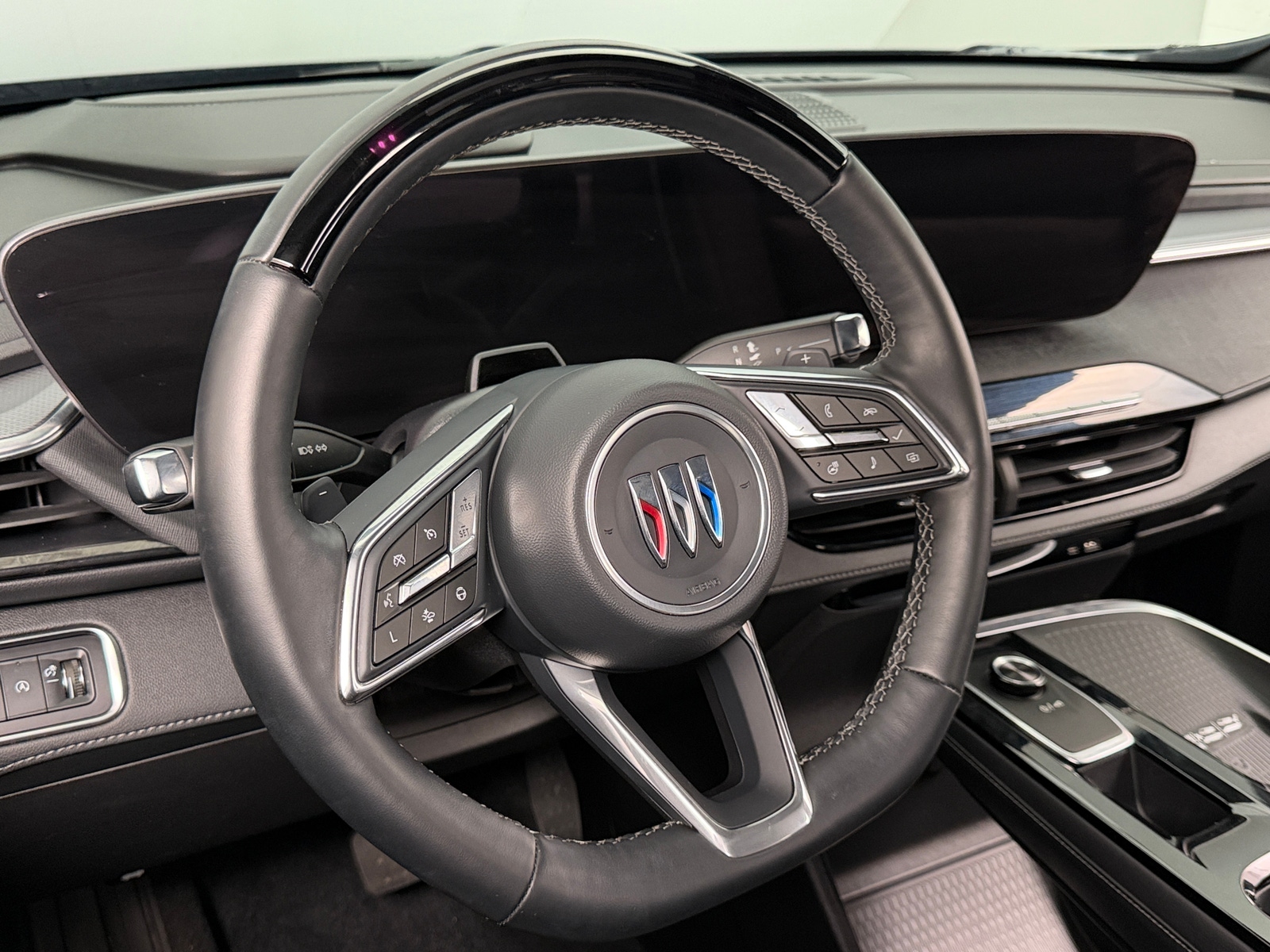 Thumbnail: 2025 Buick Enclave - 4