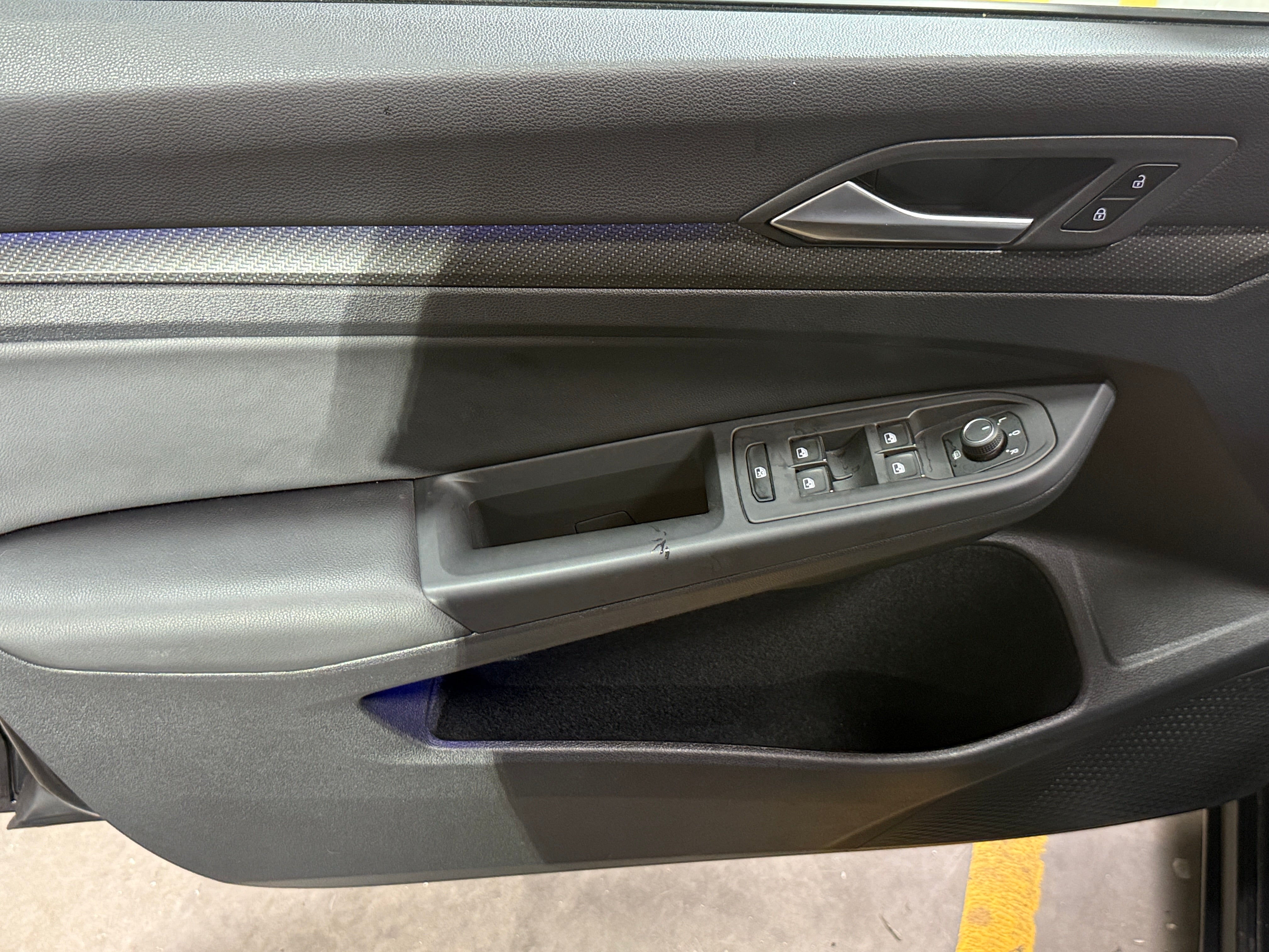 2023 Volkswagen Golf R