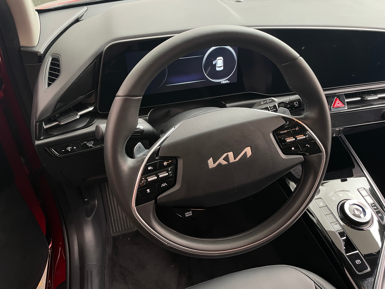 Thumbnail: 2024 Kia Niro - 4
