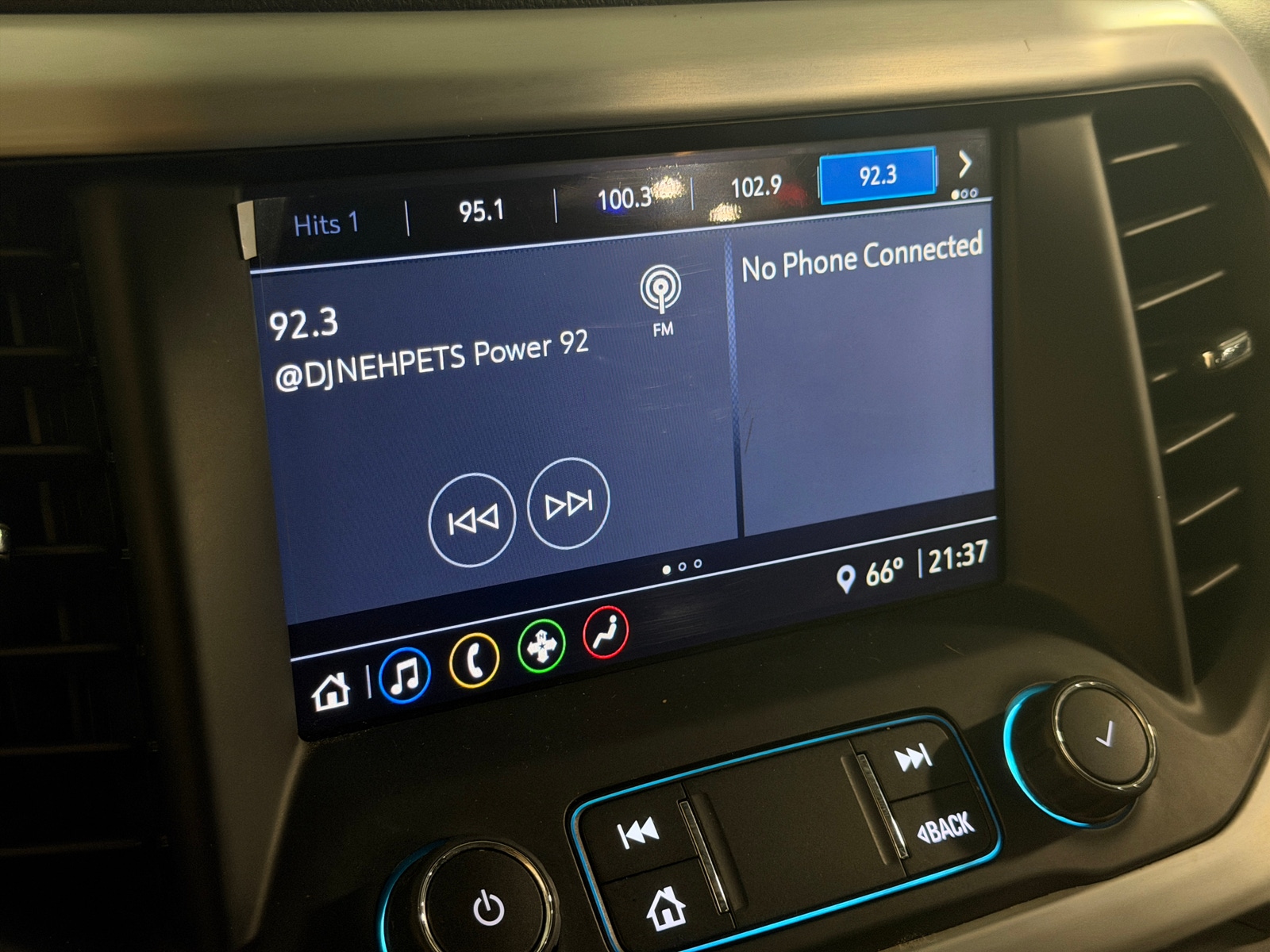 Thumbnail: 2020 GMC Acadia - 4