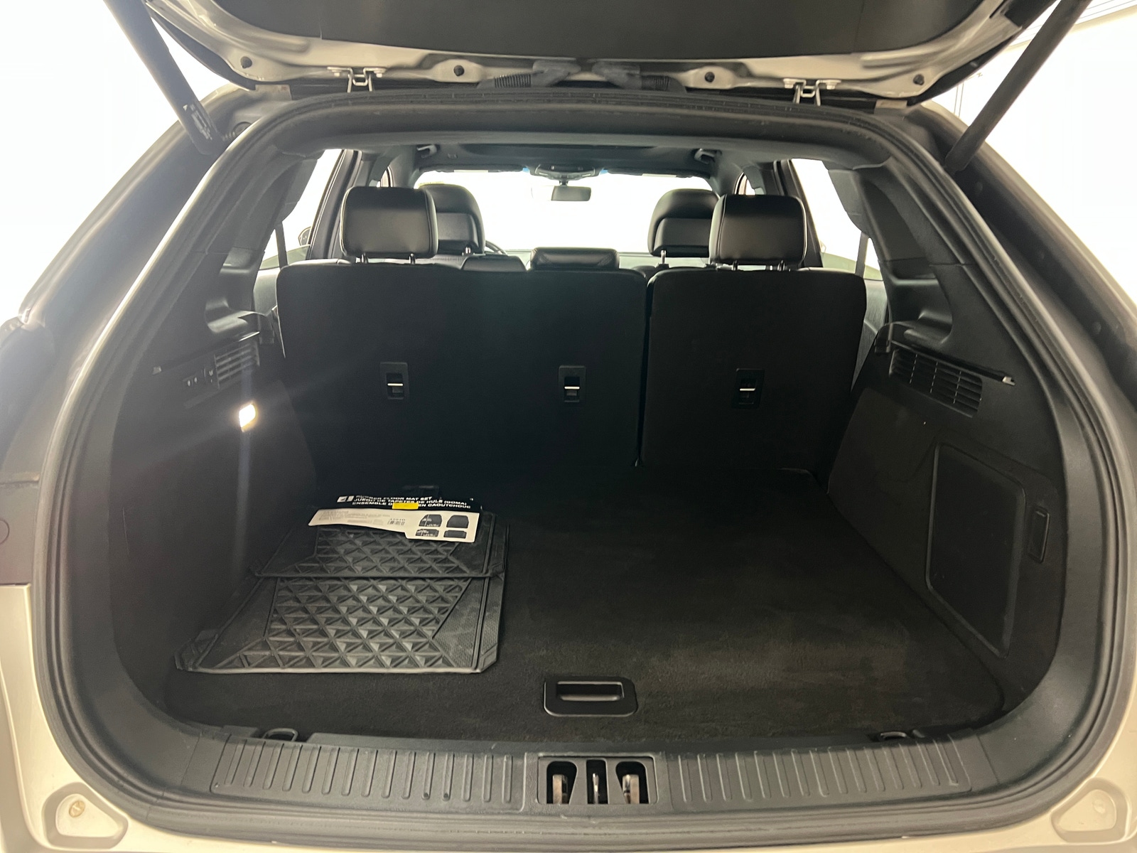 Thumbnail: 2019 Lincoln Nautilus - 6