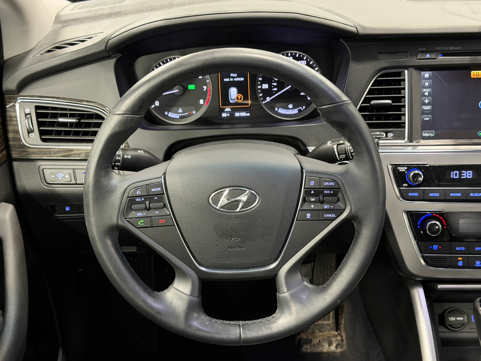 Thumbnail: 2016 Hyundai Sonata - 4