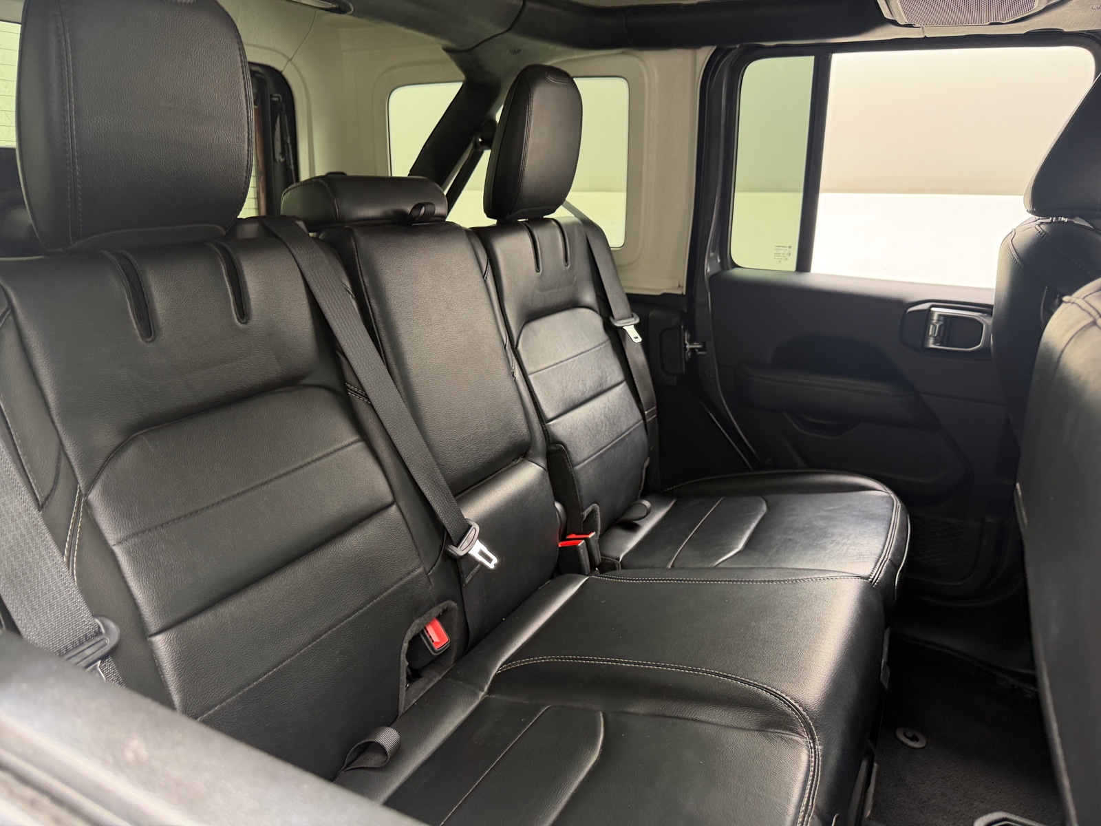 Thumbnail: 2021 Jeep Wrangler - 5