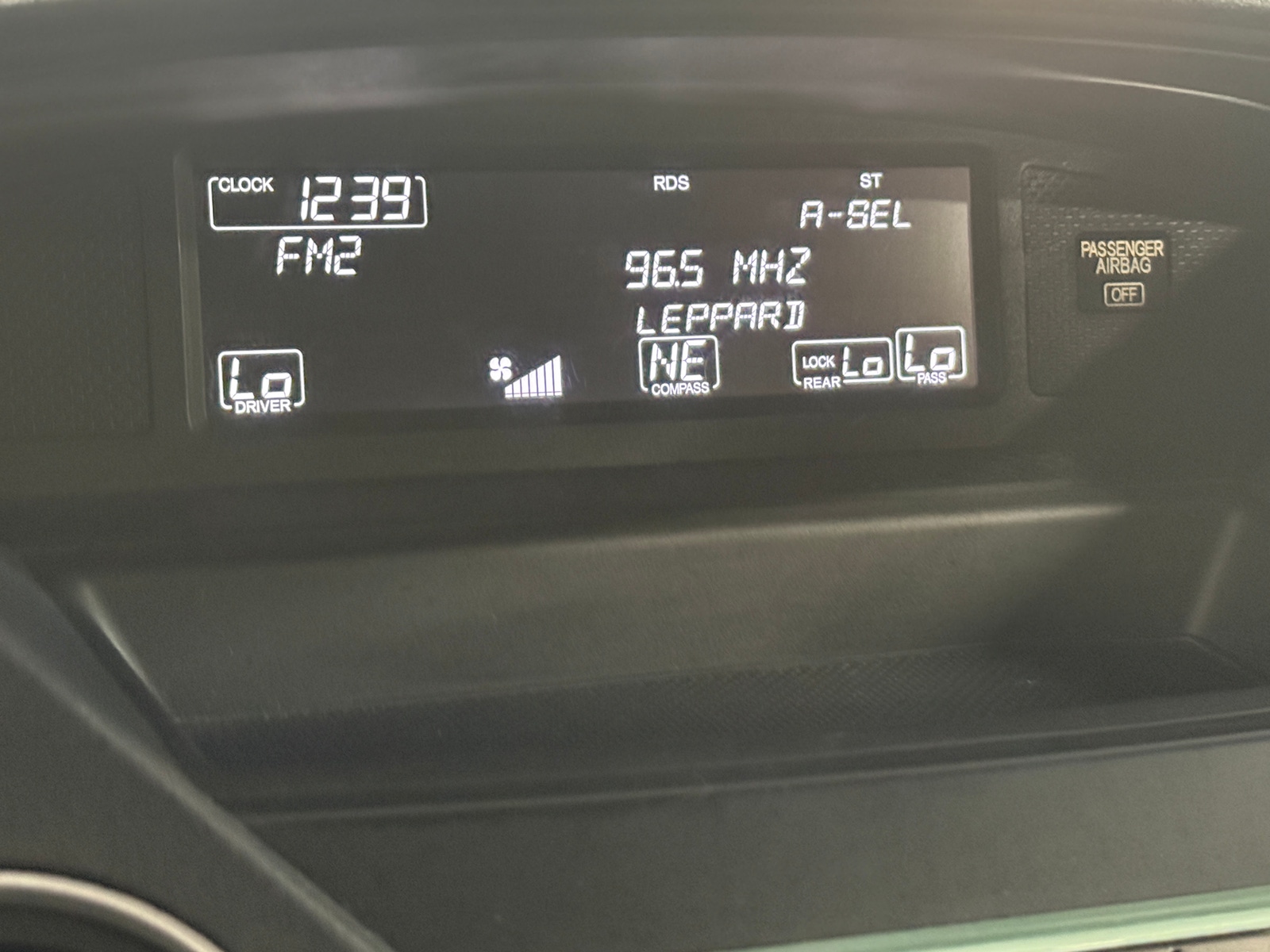 Thumbnail: 2011 Honda Pilot - 4
