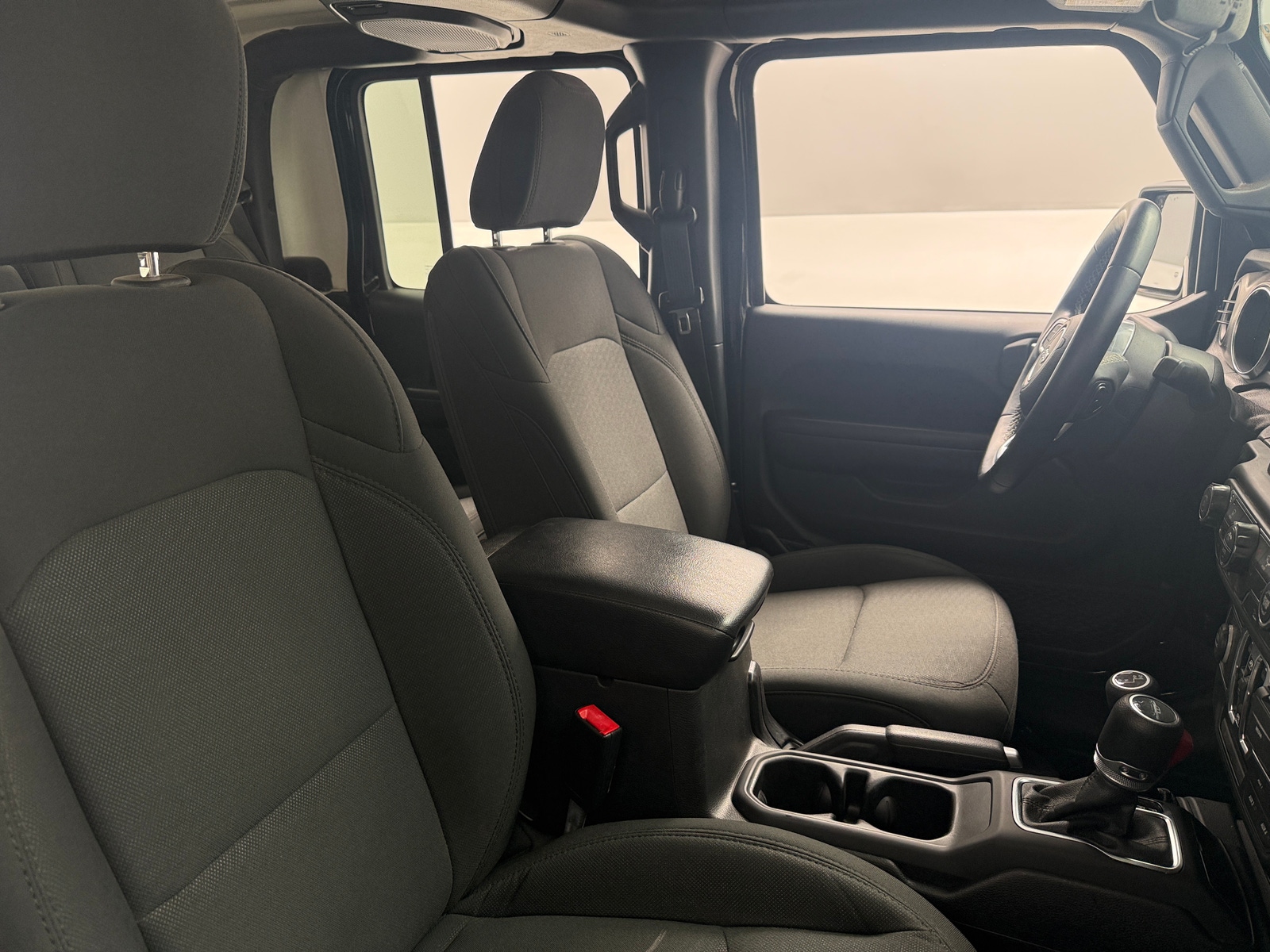 Thumbnail: 2020 Jeep Gladiator - 2