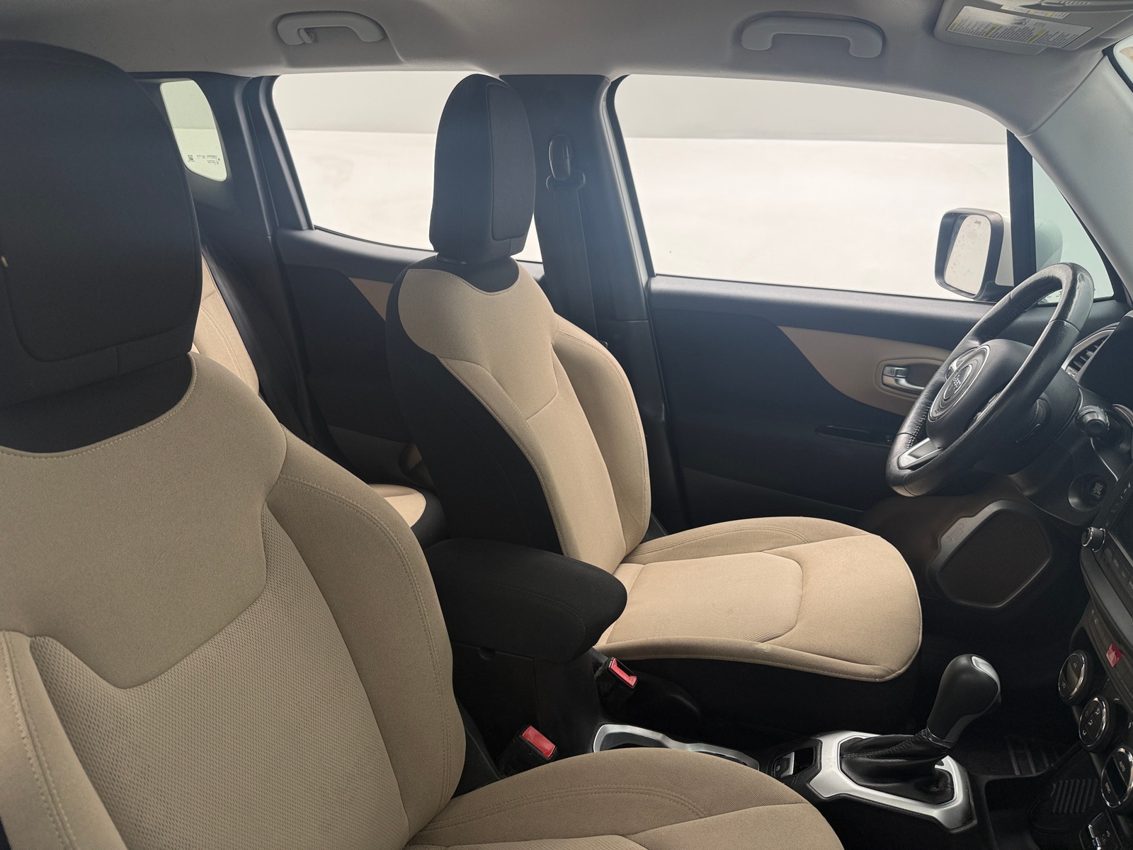 Thumbnail: 2015 Jeep Renegade - 2
