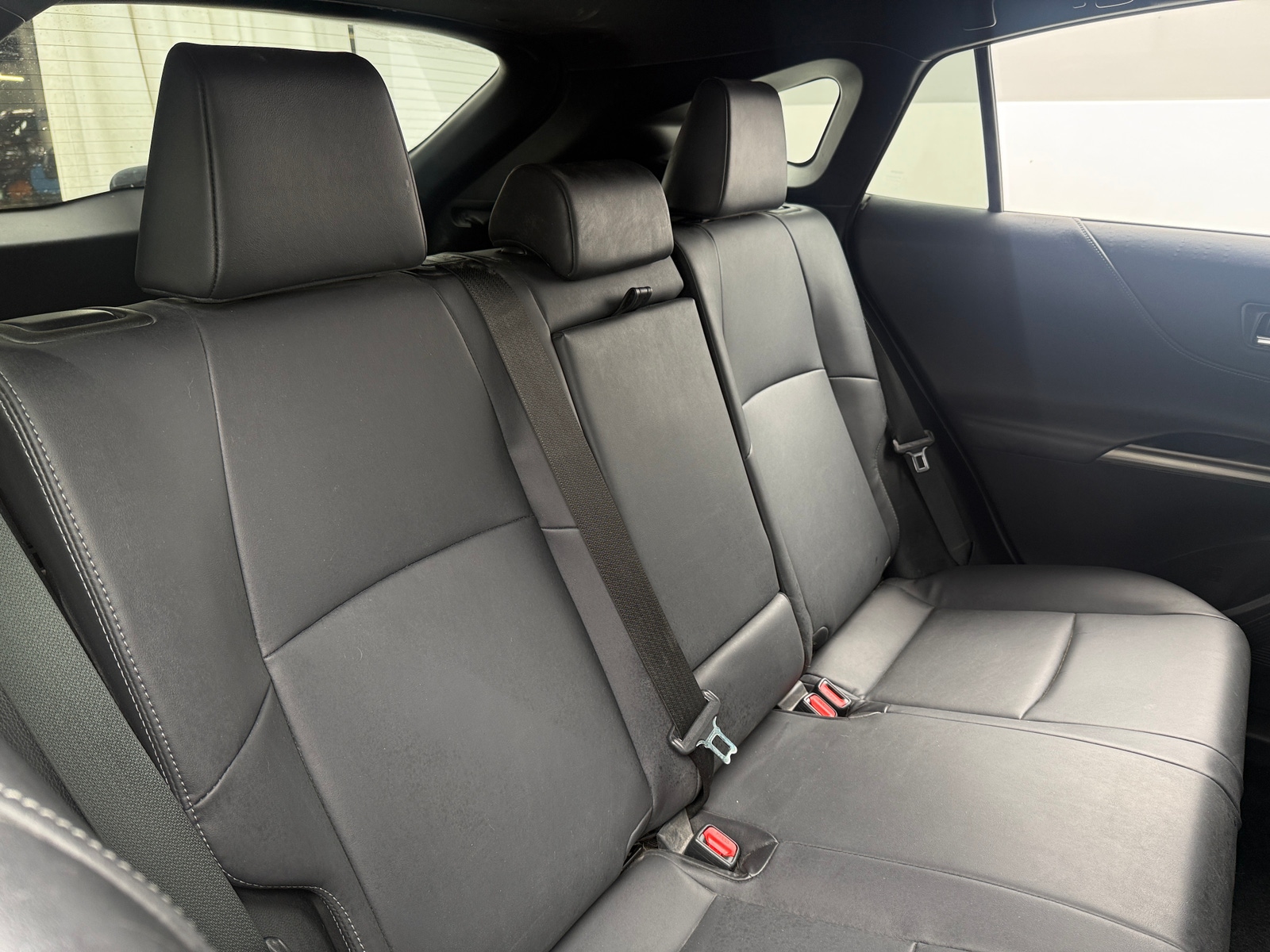Thumbnail: 2022 Toyota Venza - 6