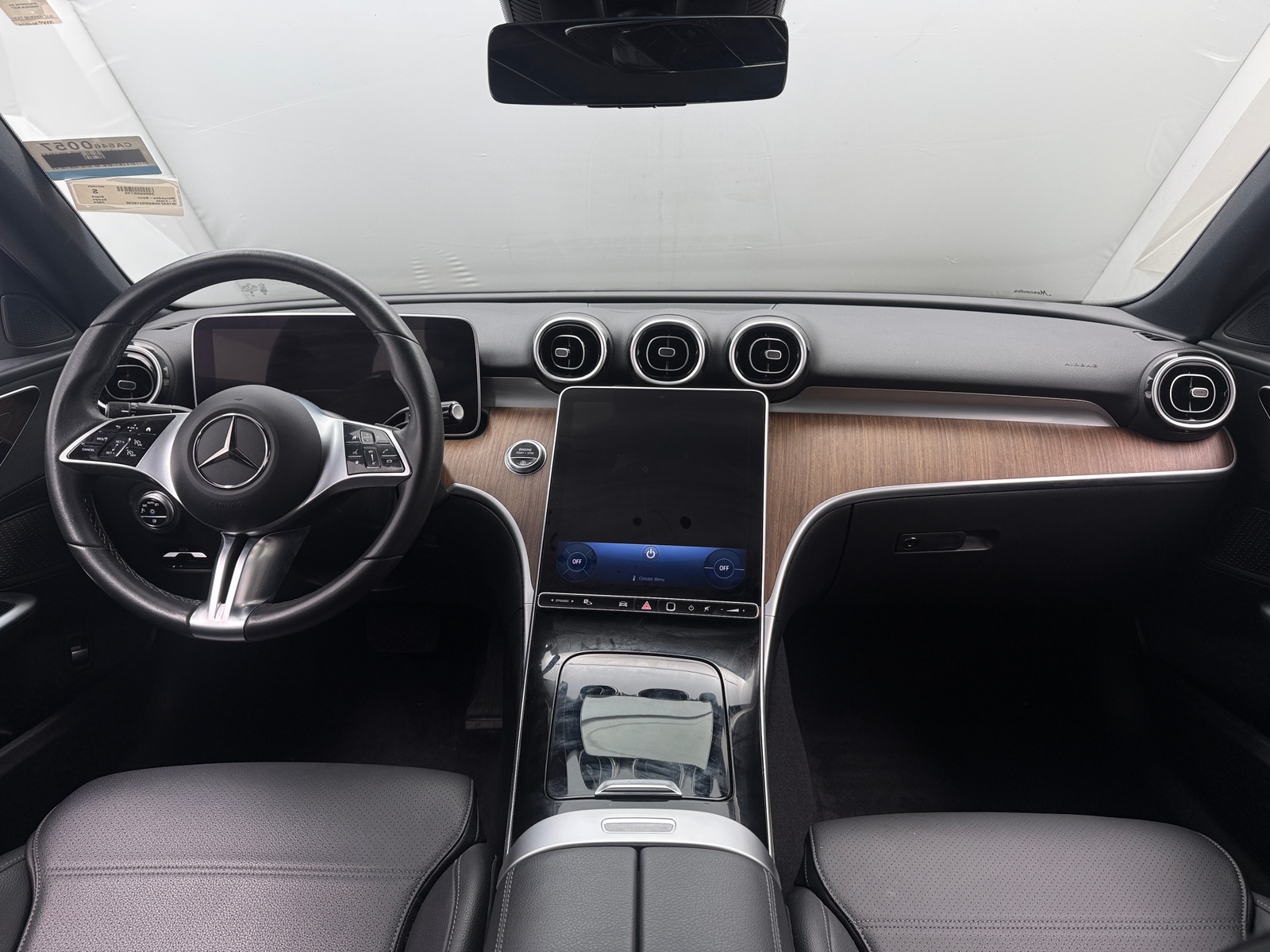 Thumbnail: 2024 Mercedes-Benz C-Class - 2