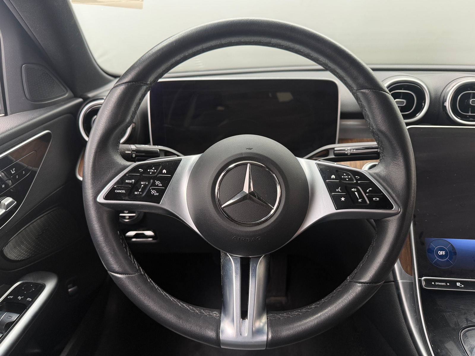 Thumbnail: 2024 Mercedes-Benz C-Class - 4