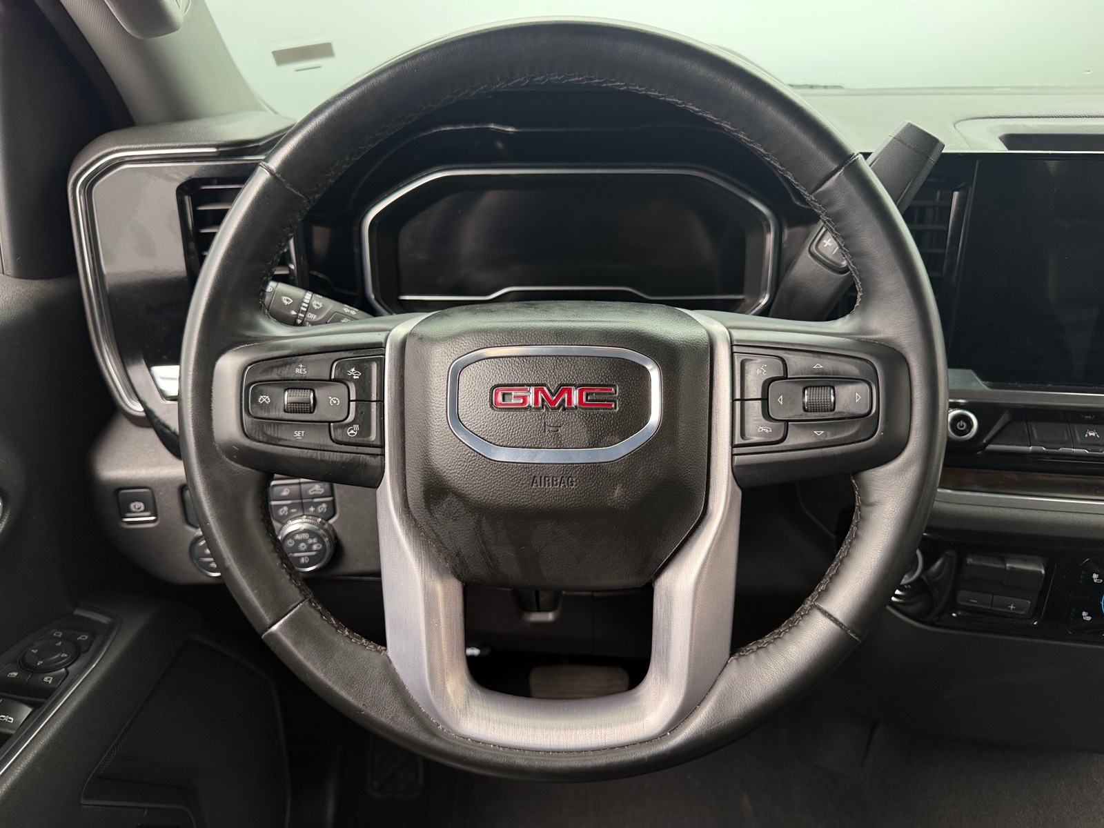 Thumbnail: 2025 GMC Sierra 1500 - 4