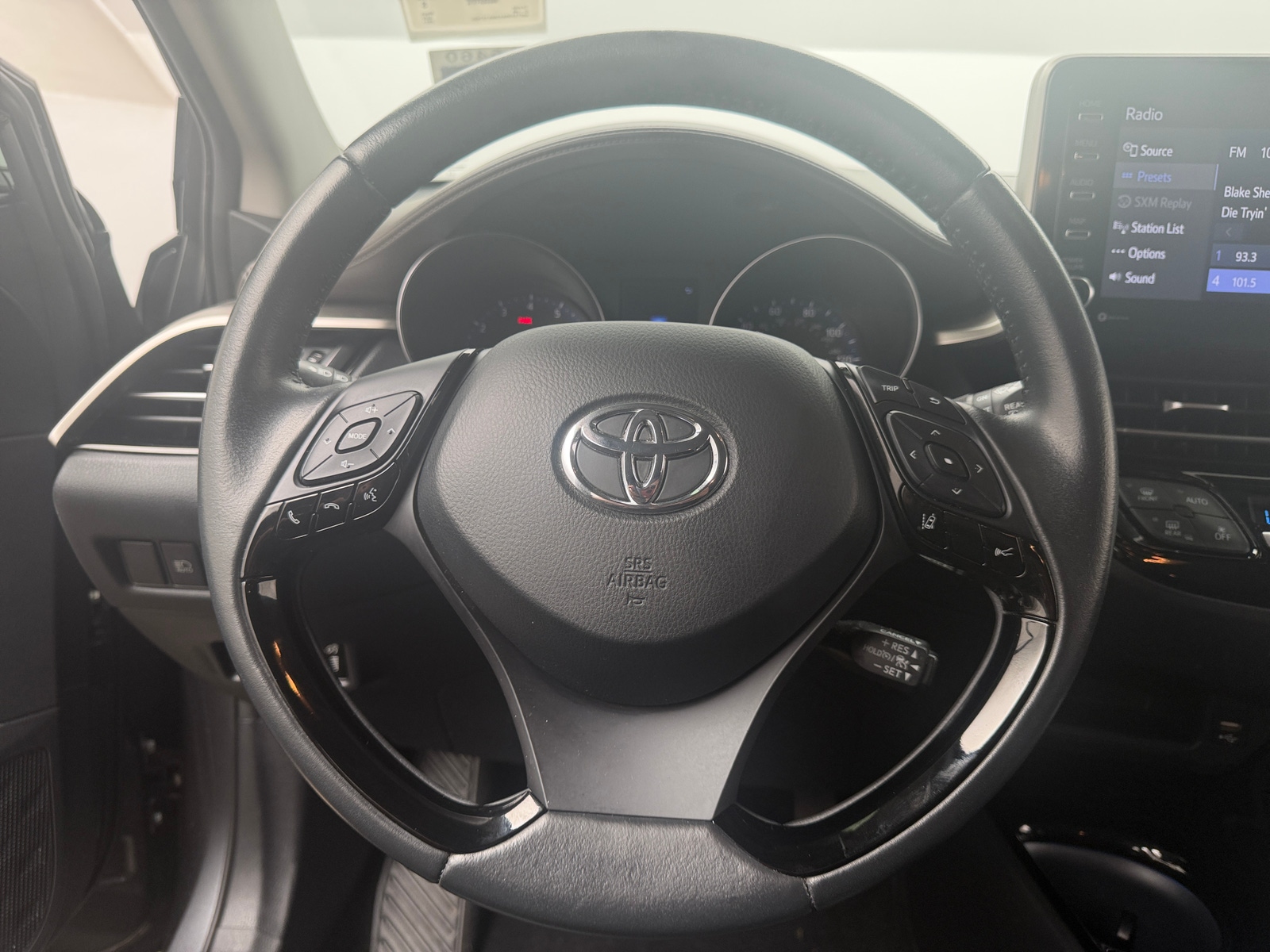 Thumbnail: 2021 Toyota C-HR - 4