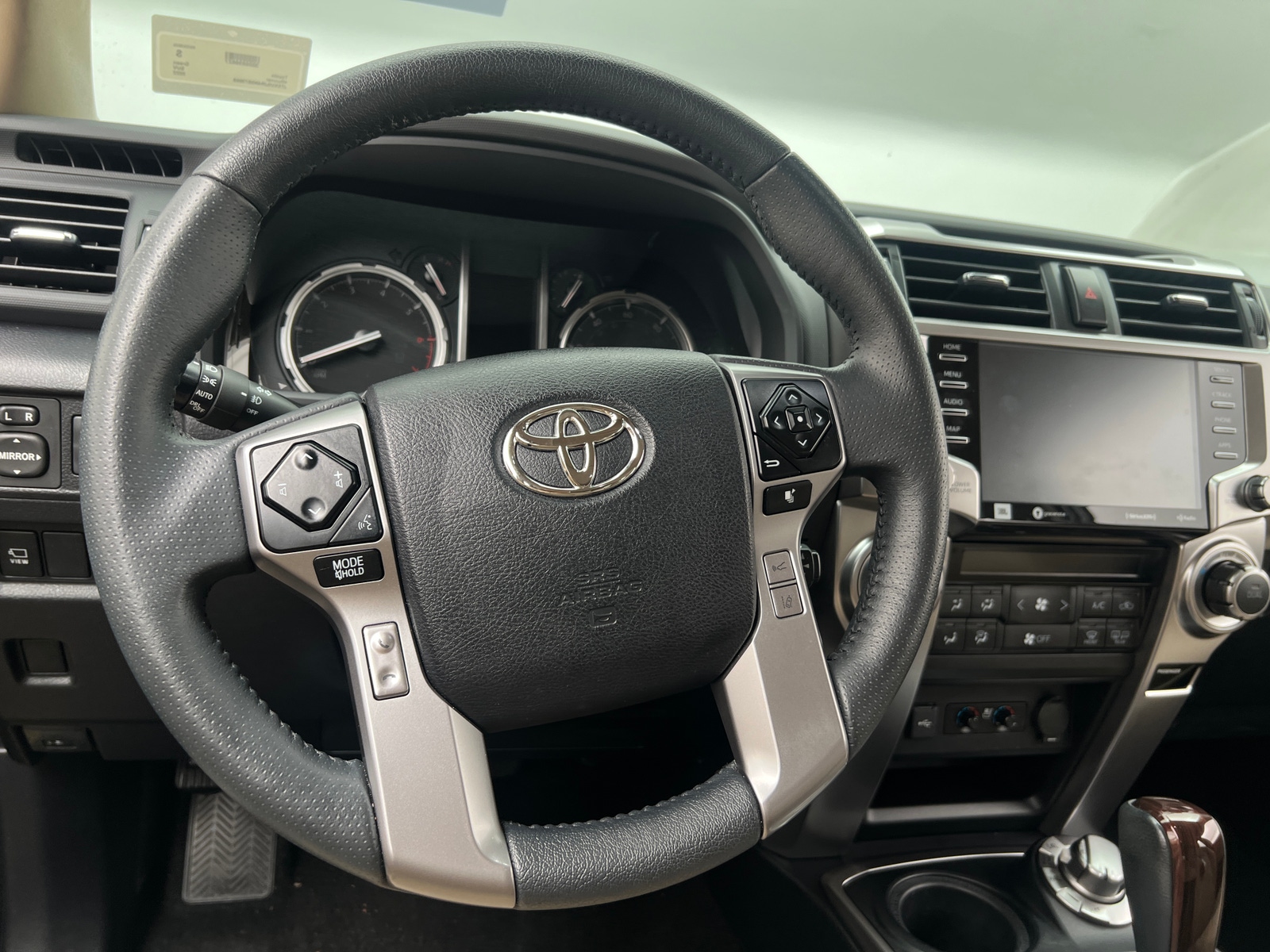 Thumbnail: 2022 Toyota 4Runner - 4