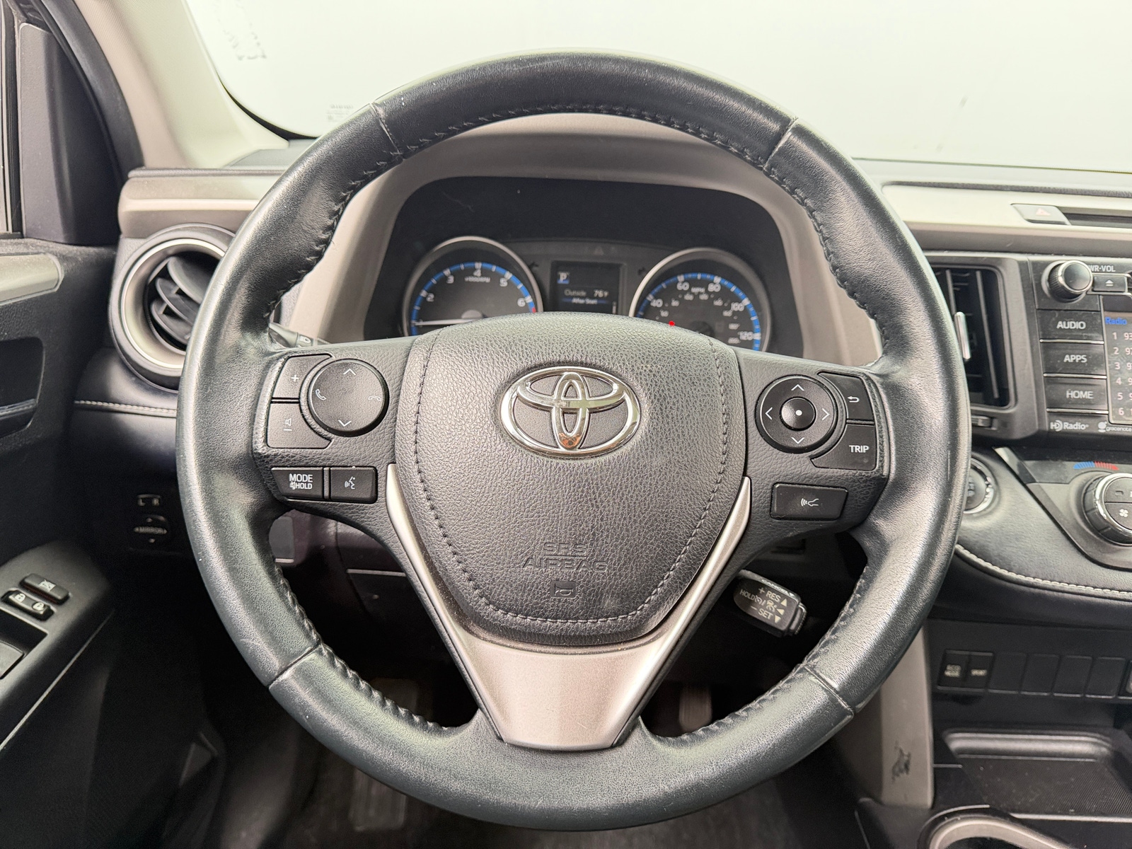 Thumbnail: 2018 Toyota RAV4 - 5