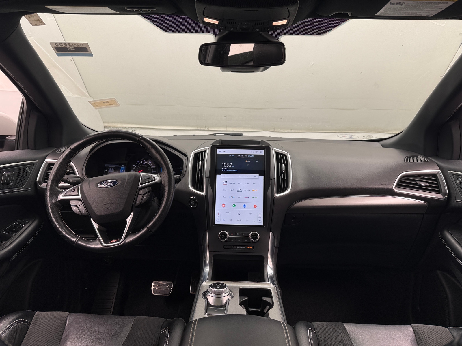 Thumbnail: 2022 Ford Edge - 2