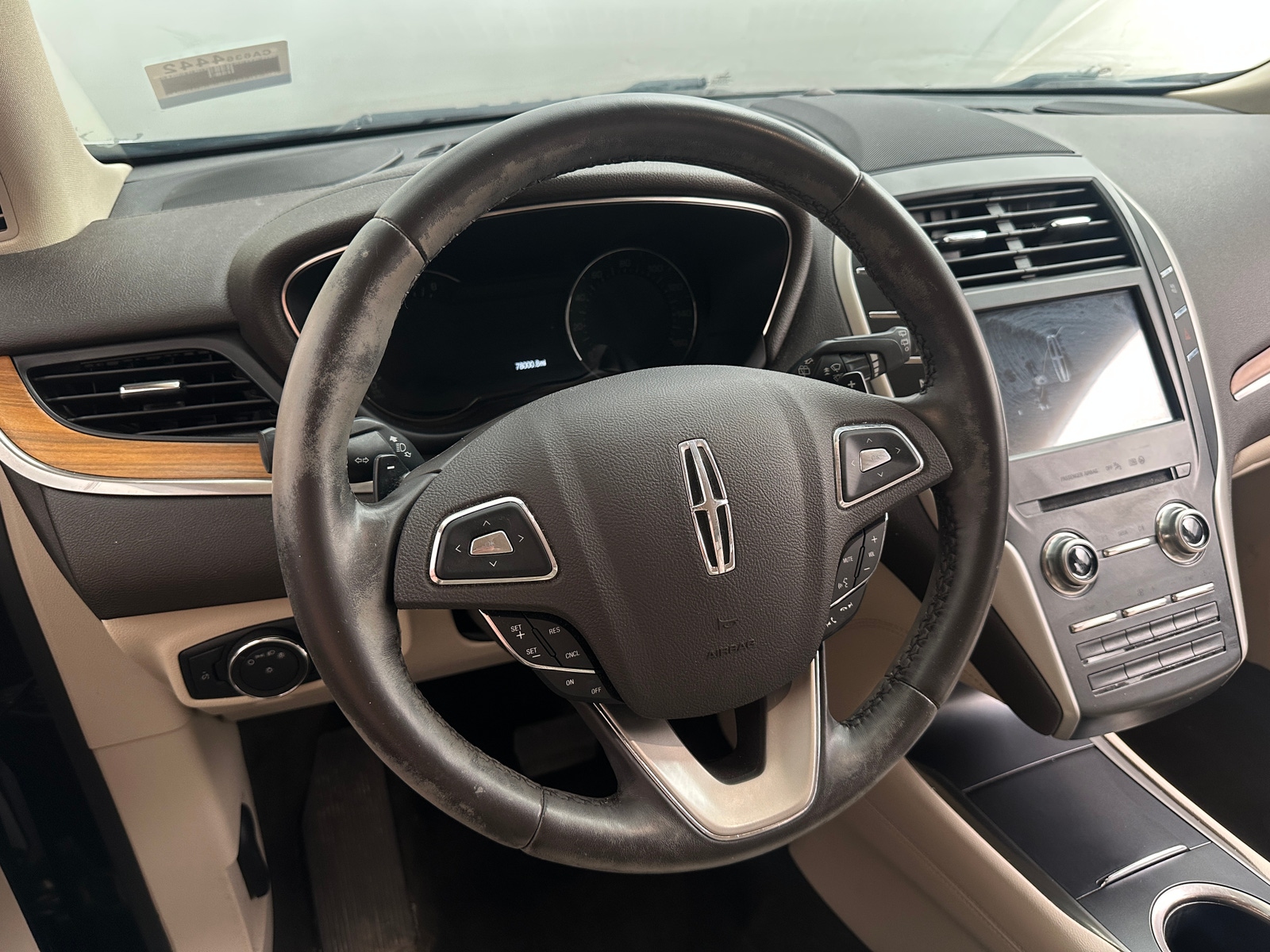 Thumbnail: 2017 Lincoln MKC - 4