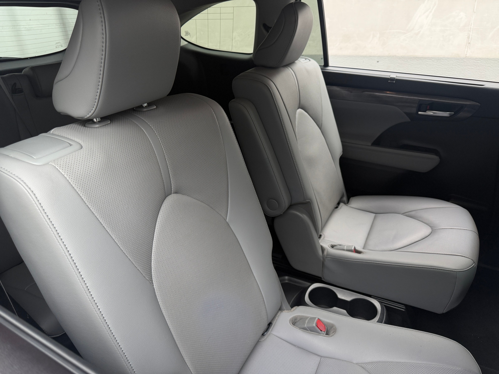 Thumbnail: 2020 Toyota Highlander - 5