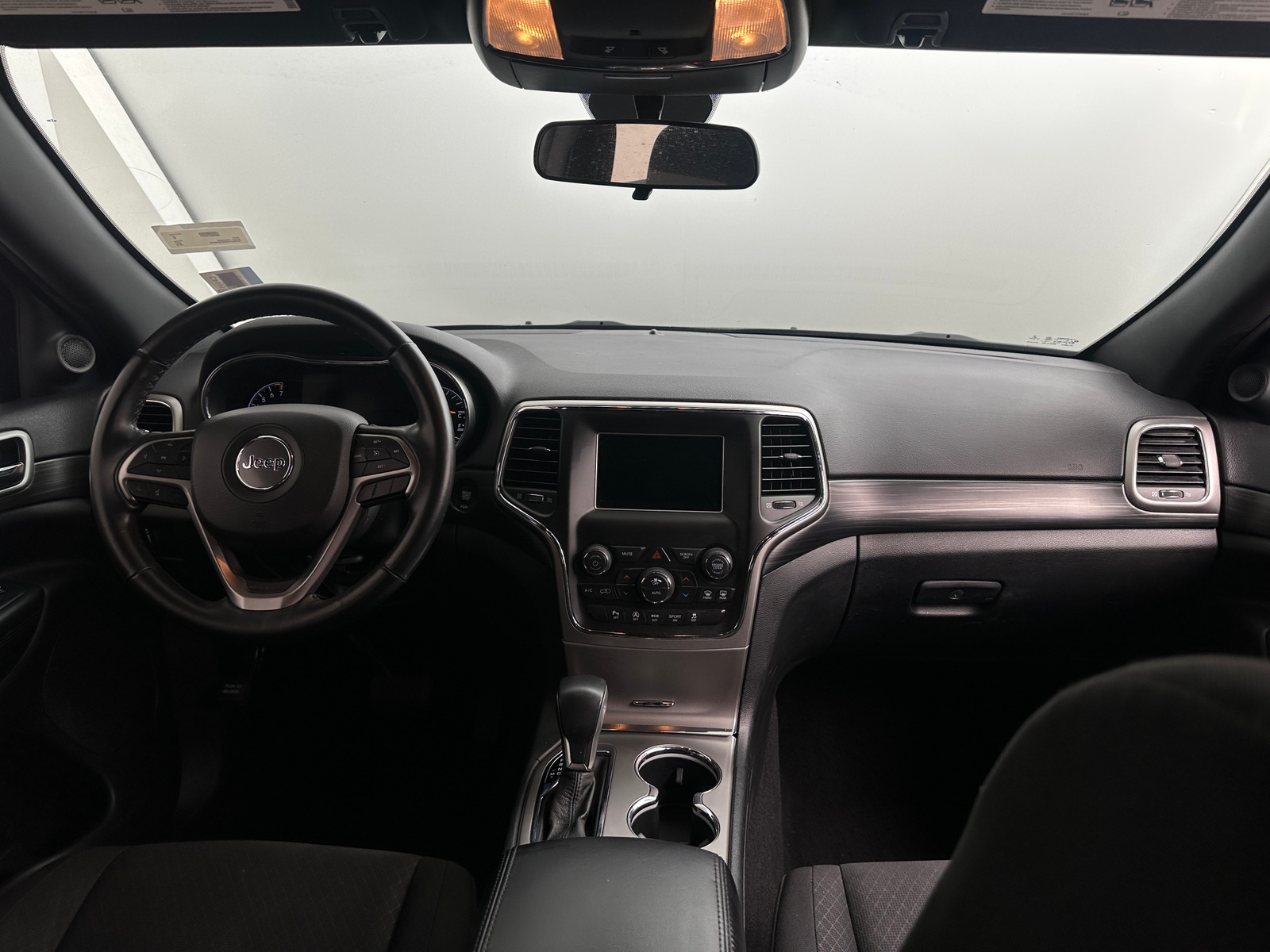 Thumbnail: 2019 Jeep Grand Cherokee - 3