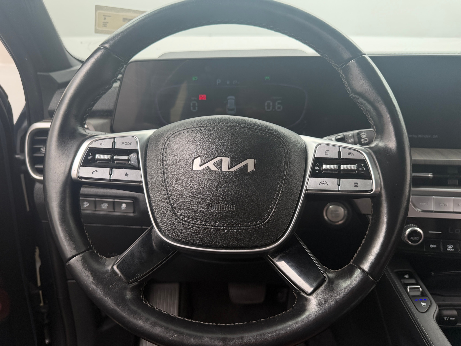 Thumbnail: 2023 Kia Telluride - 4