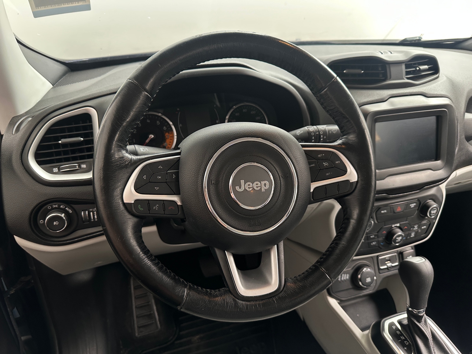 Thumbnail: 2018 Jeep Renegade - 5