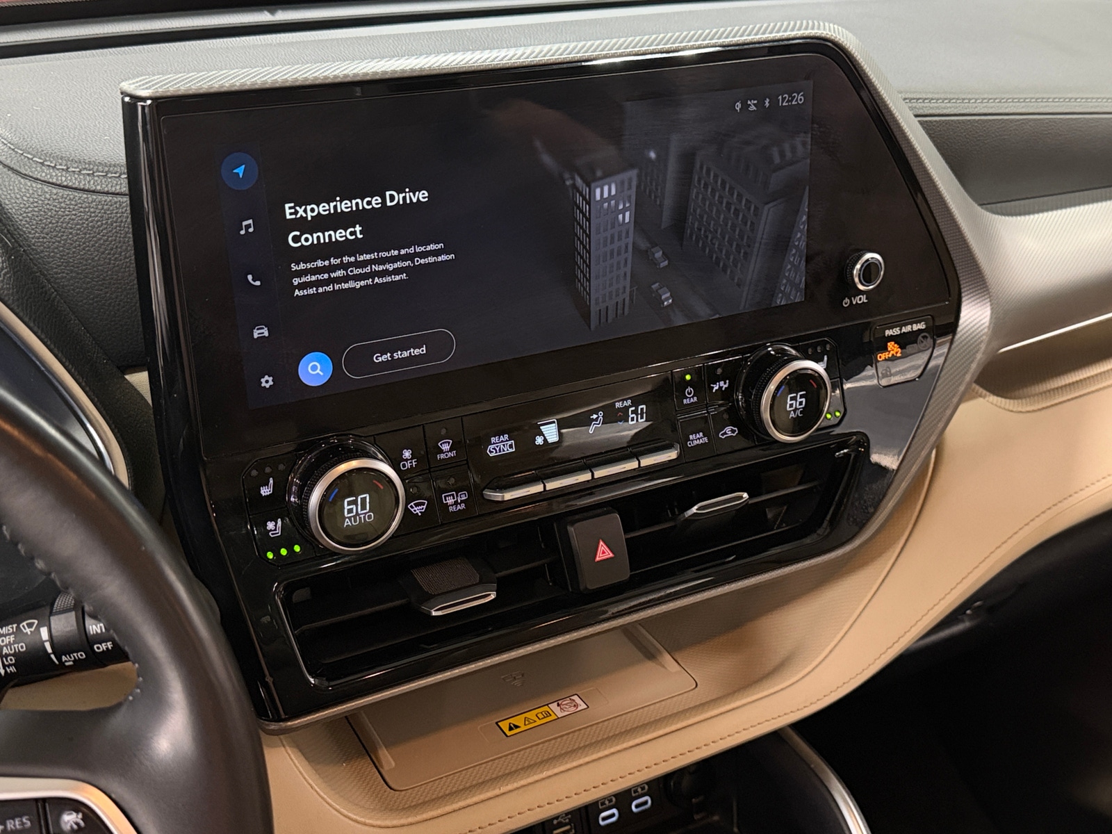 Thumbnail: 2023 Toyota Highlander - 3