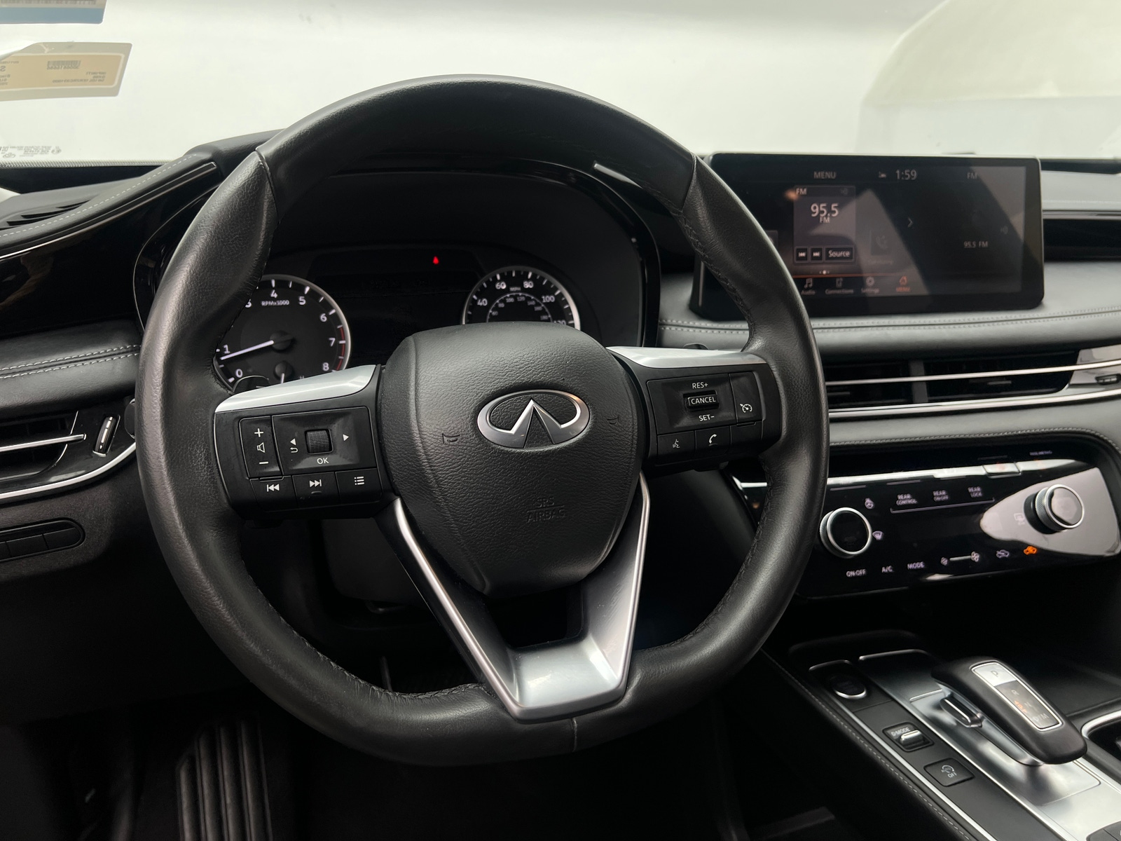 Thumbnail: 2024 INFINITI QX60 - 4