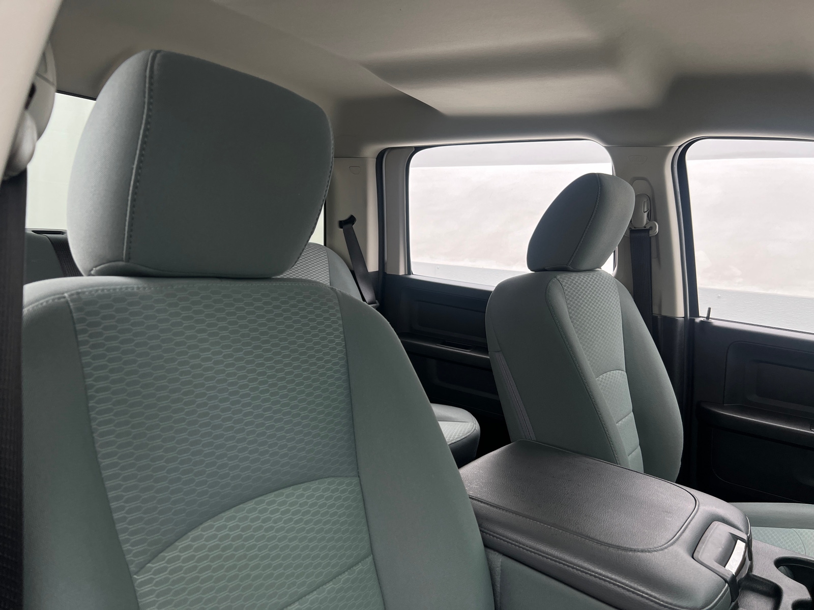 Thumbnail: 2020 RAM 1500 Classic - 2