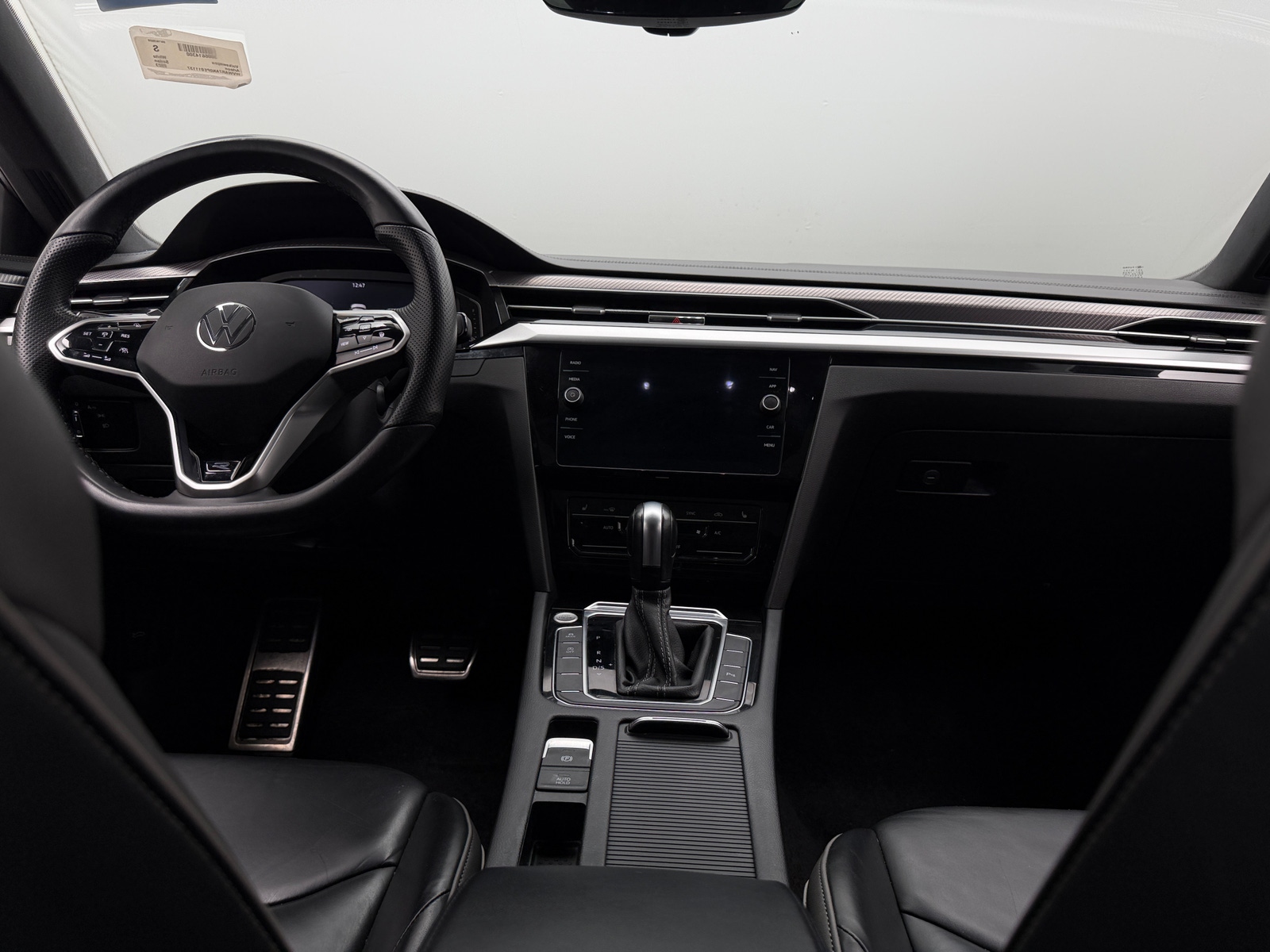 Thumbnail: 2023 Volkswagen Arteon - 3