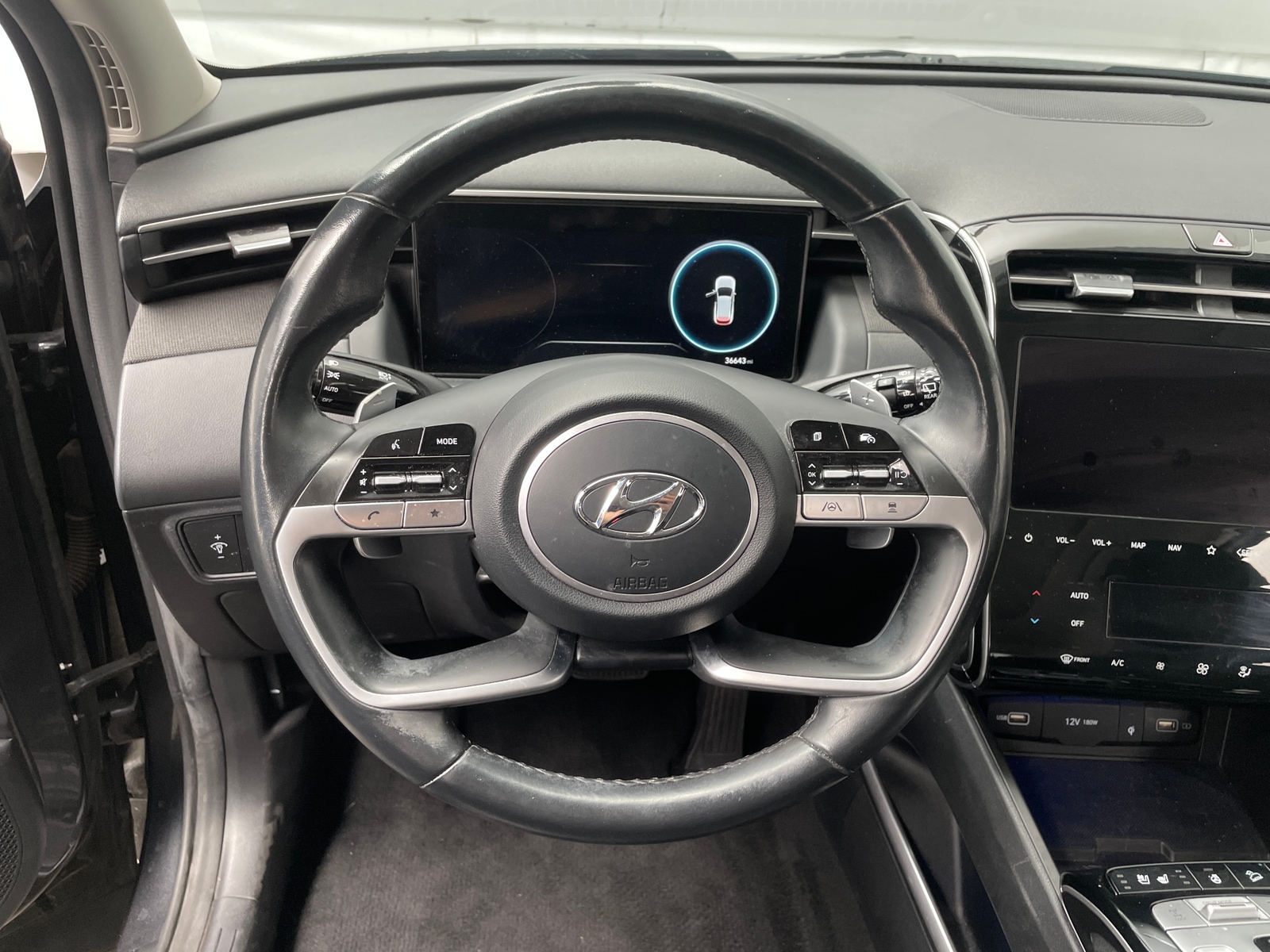 Thumbnail: 2022 Hyundai Tucson - 4