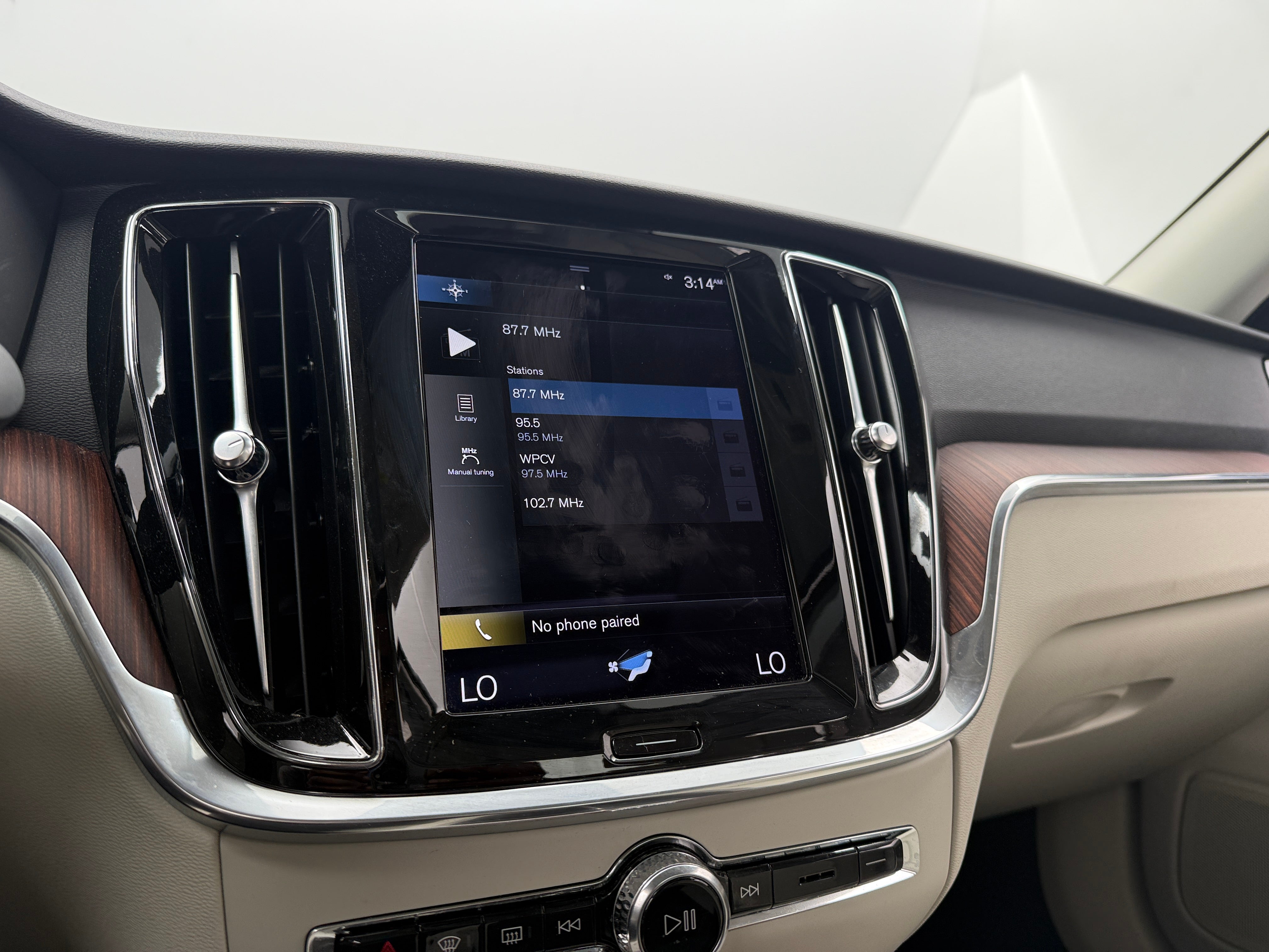 2022 Volvo S60 B5 Momentum, photo 15