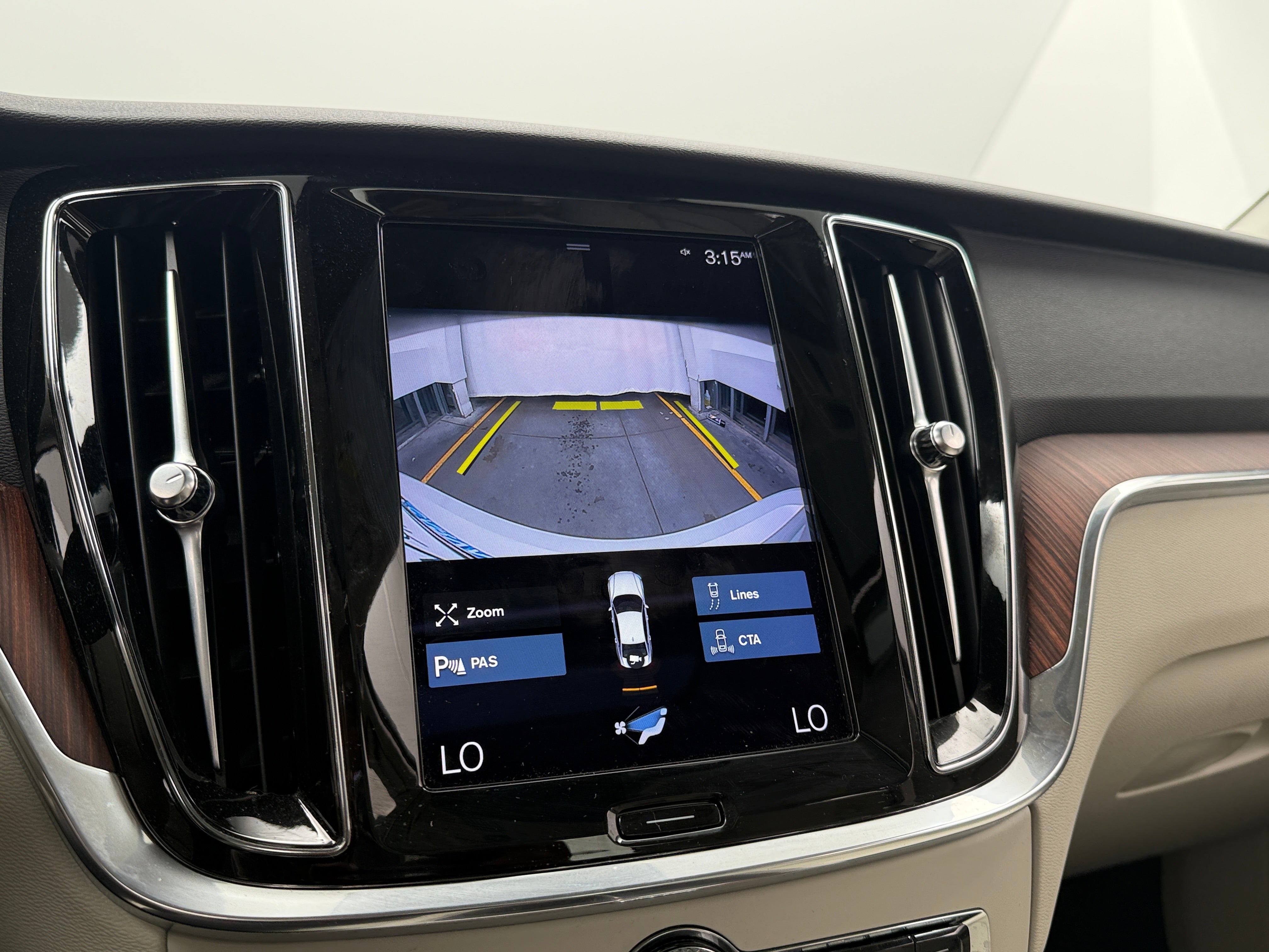 2022 Volvo S60 B5 Momentum, photo 17