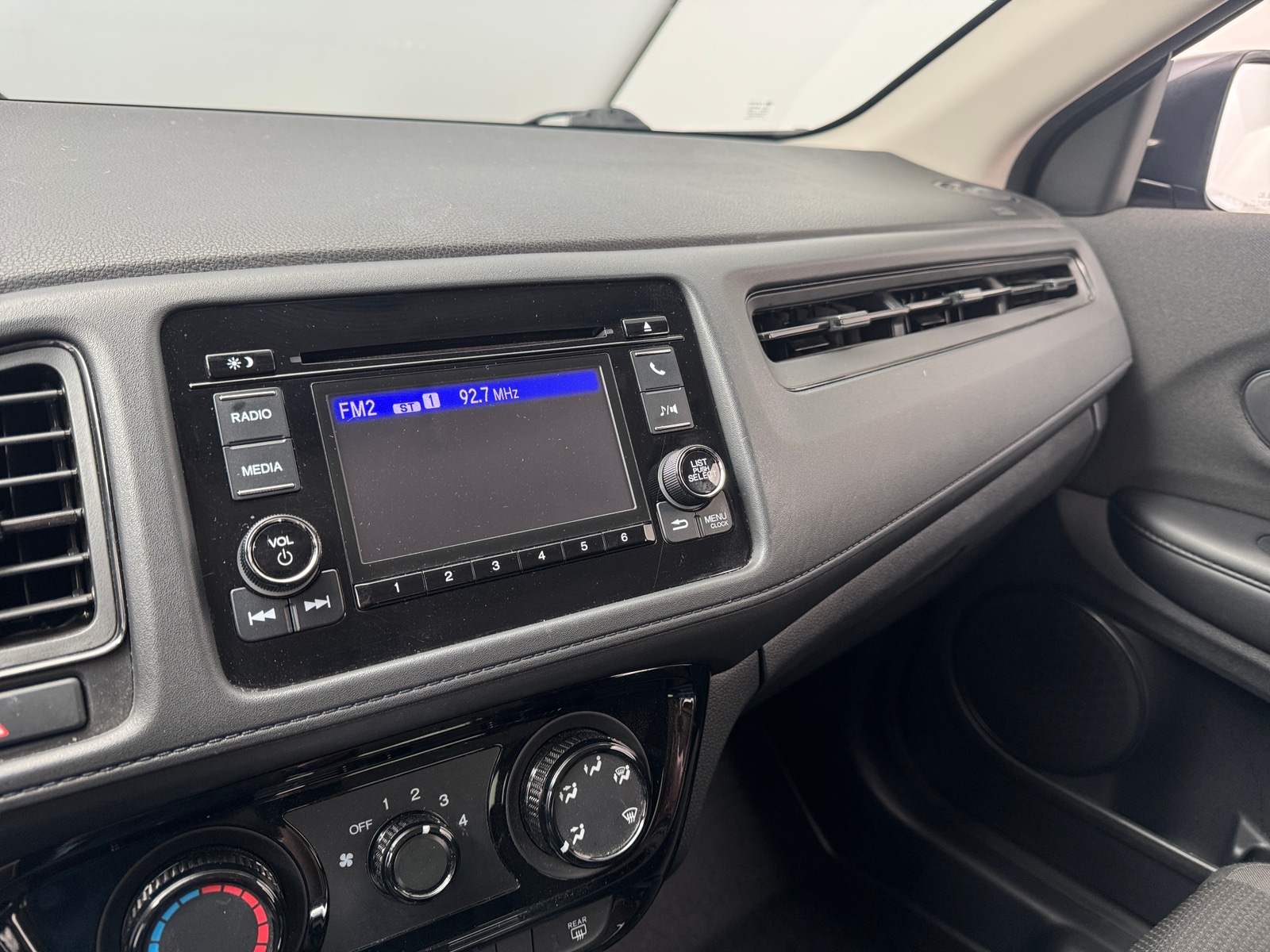 Thumbnail: 2019 Honda HR-V - 4