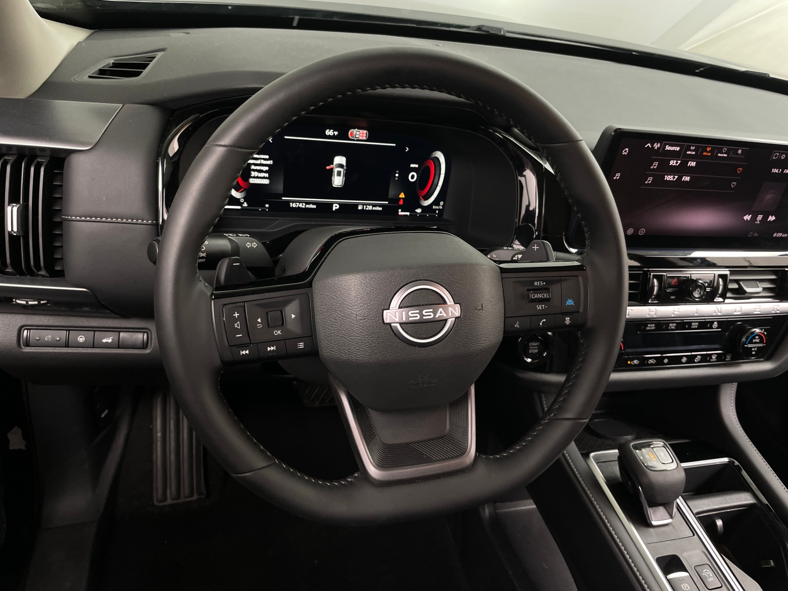 Thumbnail: 2026 Nissan Pathfinder - 4