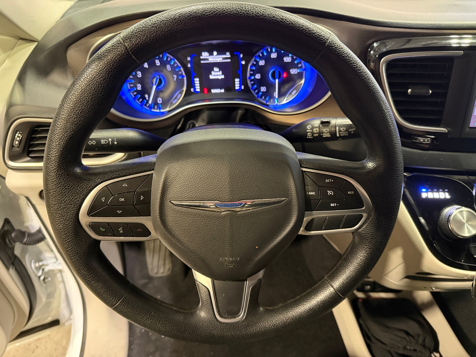 Thumbnail: 2019 Chrysler Pacifica - 5