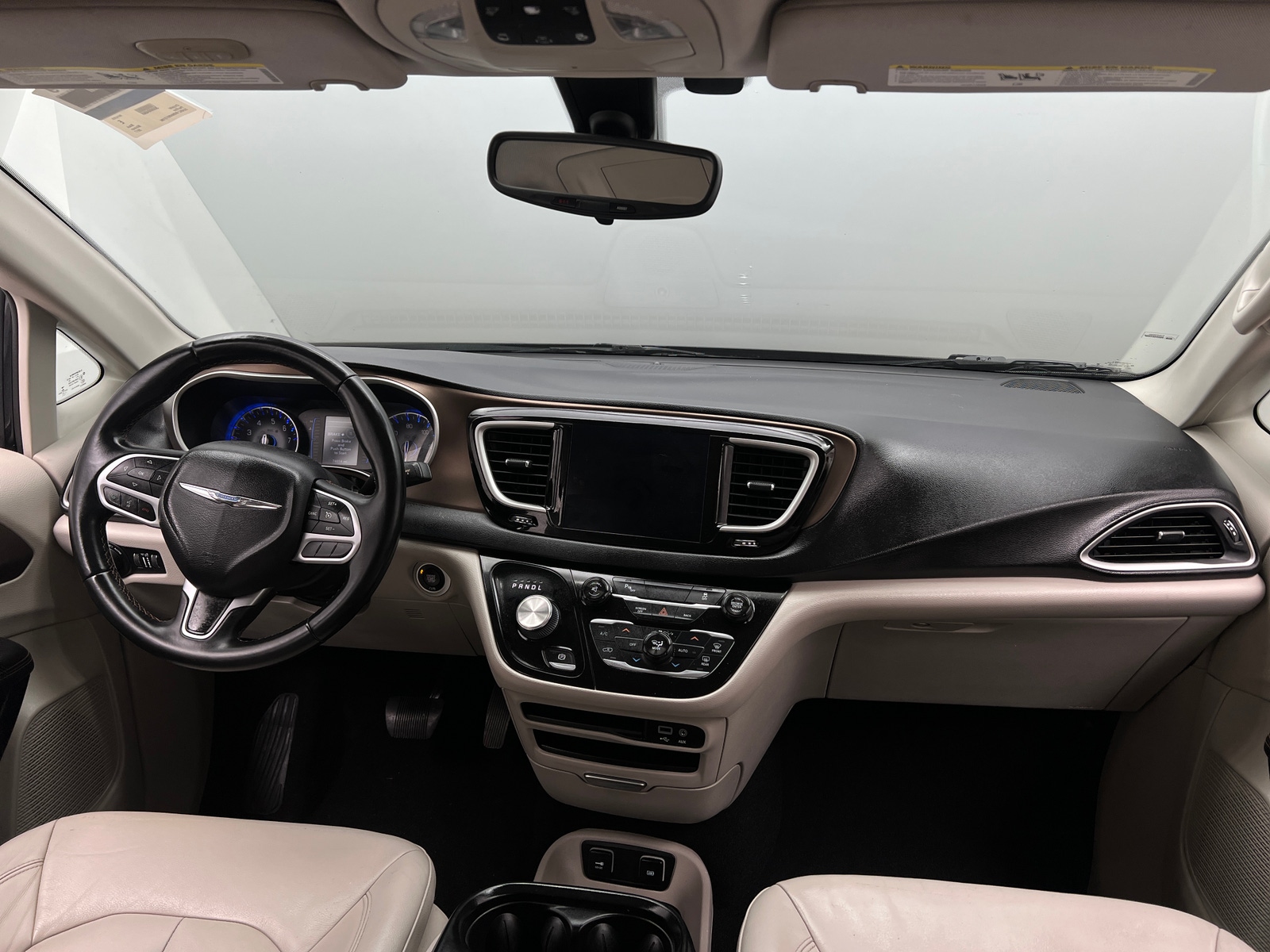 Thumbnail: 2017 Chrysler Pacifica - 2