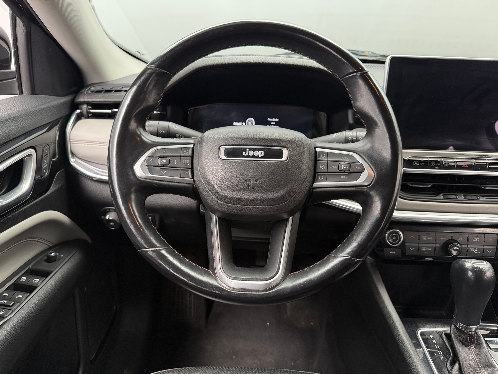 Thumbnail: 2022 Jeep Compass - 4