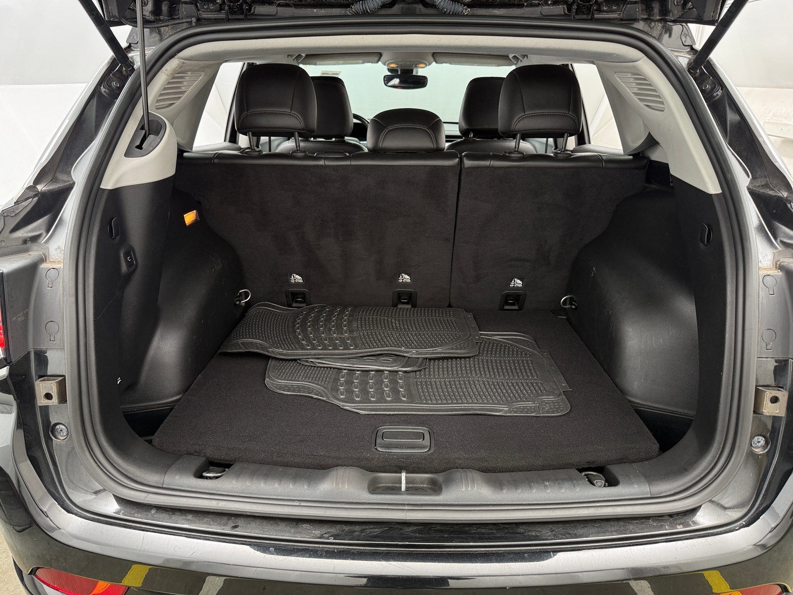 Thumbnail: 2022 Jeep Compass - 6