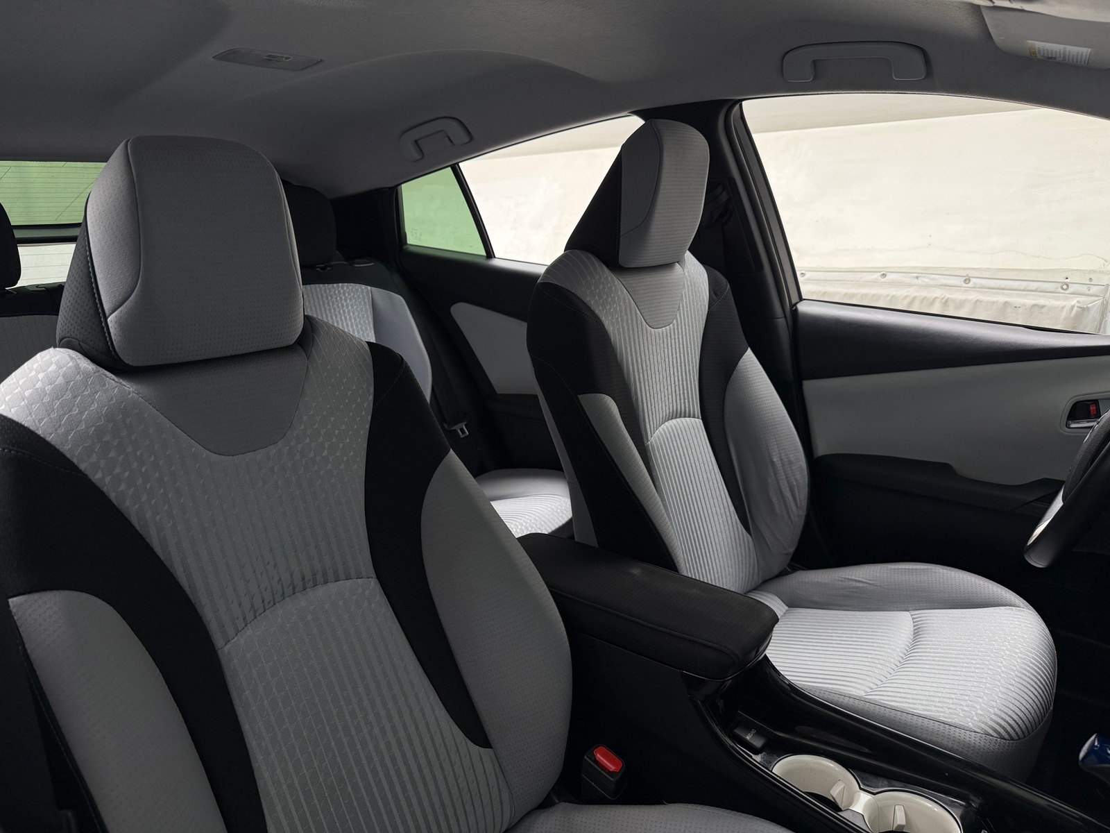 Thumbnail: 2017 Toyota Prius - 2