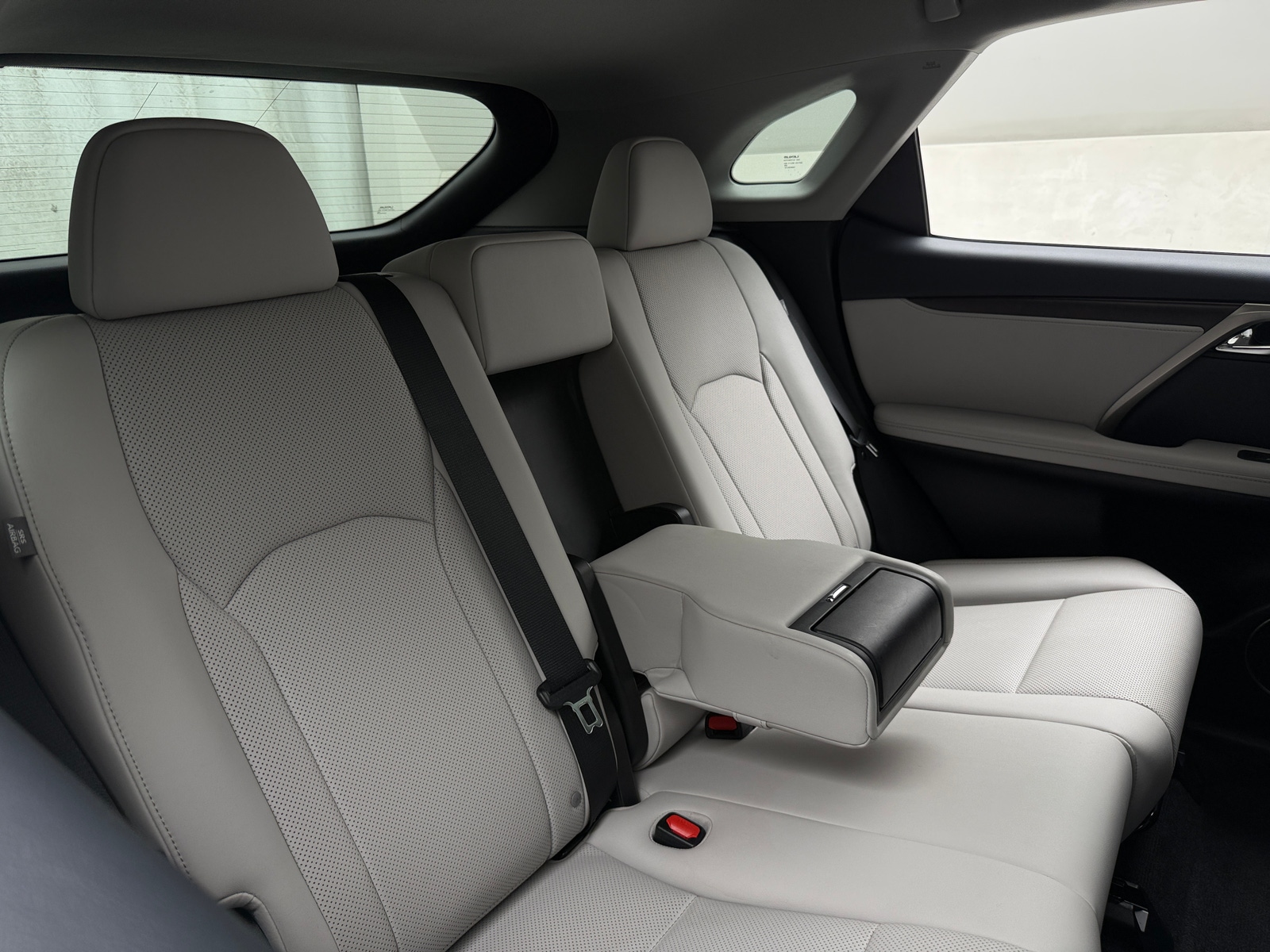 Thumbnail: 2020 Lexus RX - 6